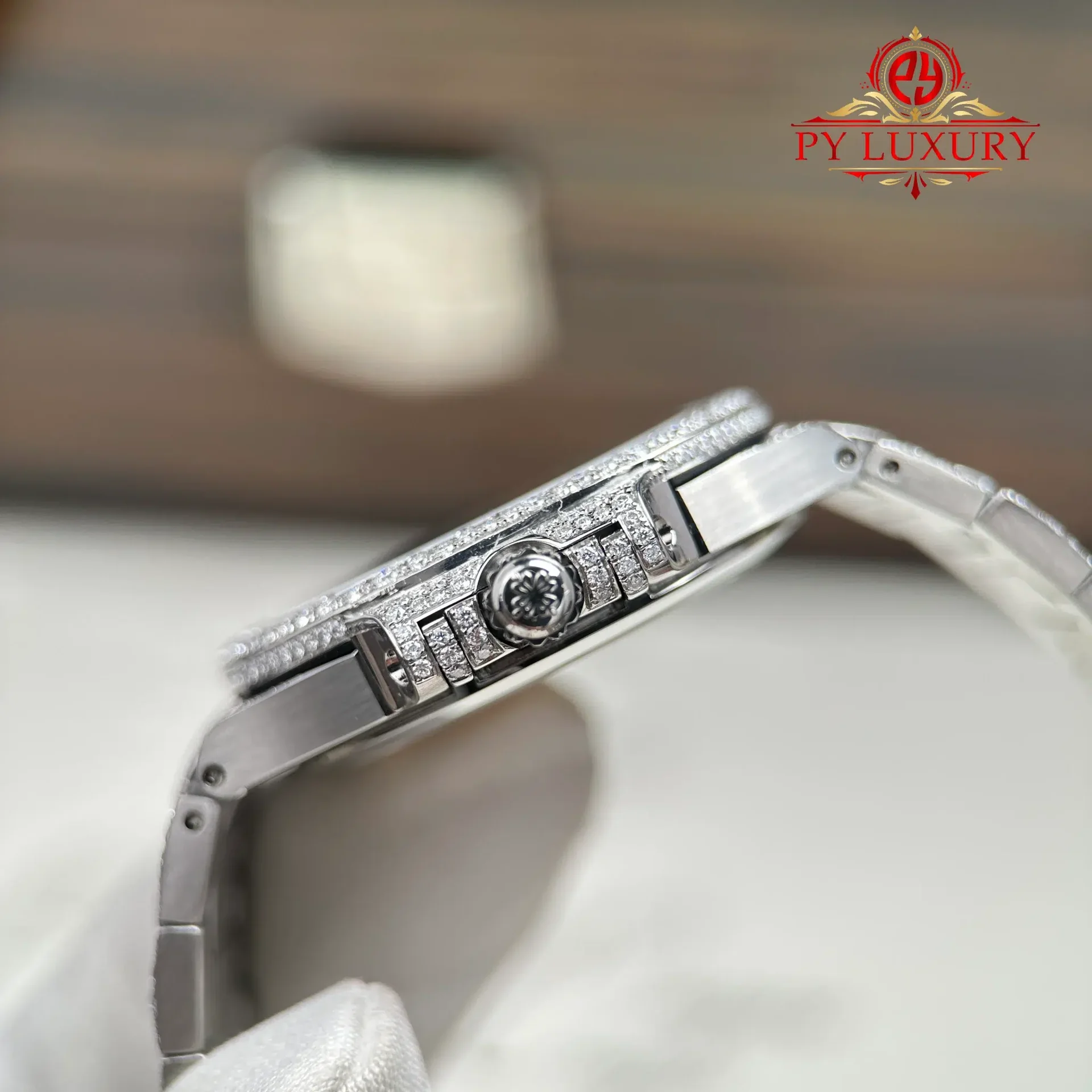 Patek Philippe Nautilus 7118/1450G-001 Custom Iced Out Moissanite 1:1 Best Replica 35.2mm - 图片 9