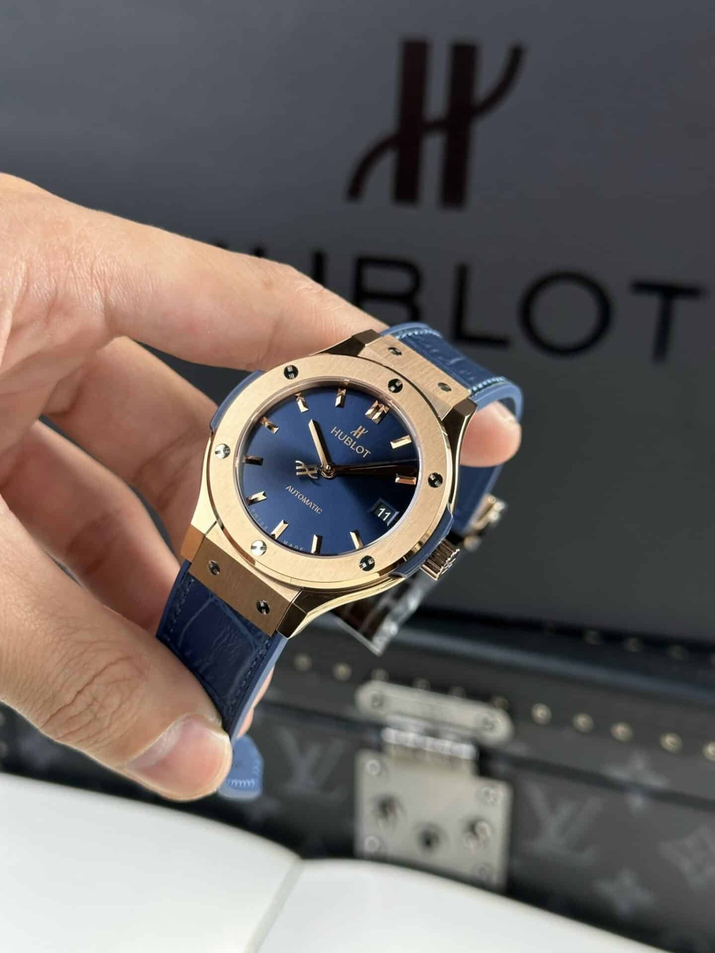 Hublot Classic Fusion King Gold Blue Dial Best Replica JJF 38mm - 图片 3