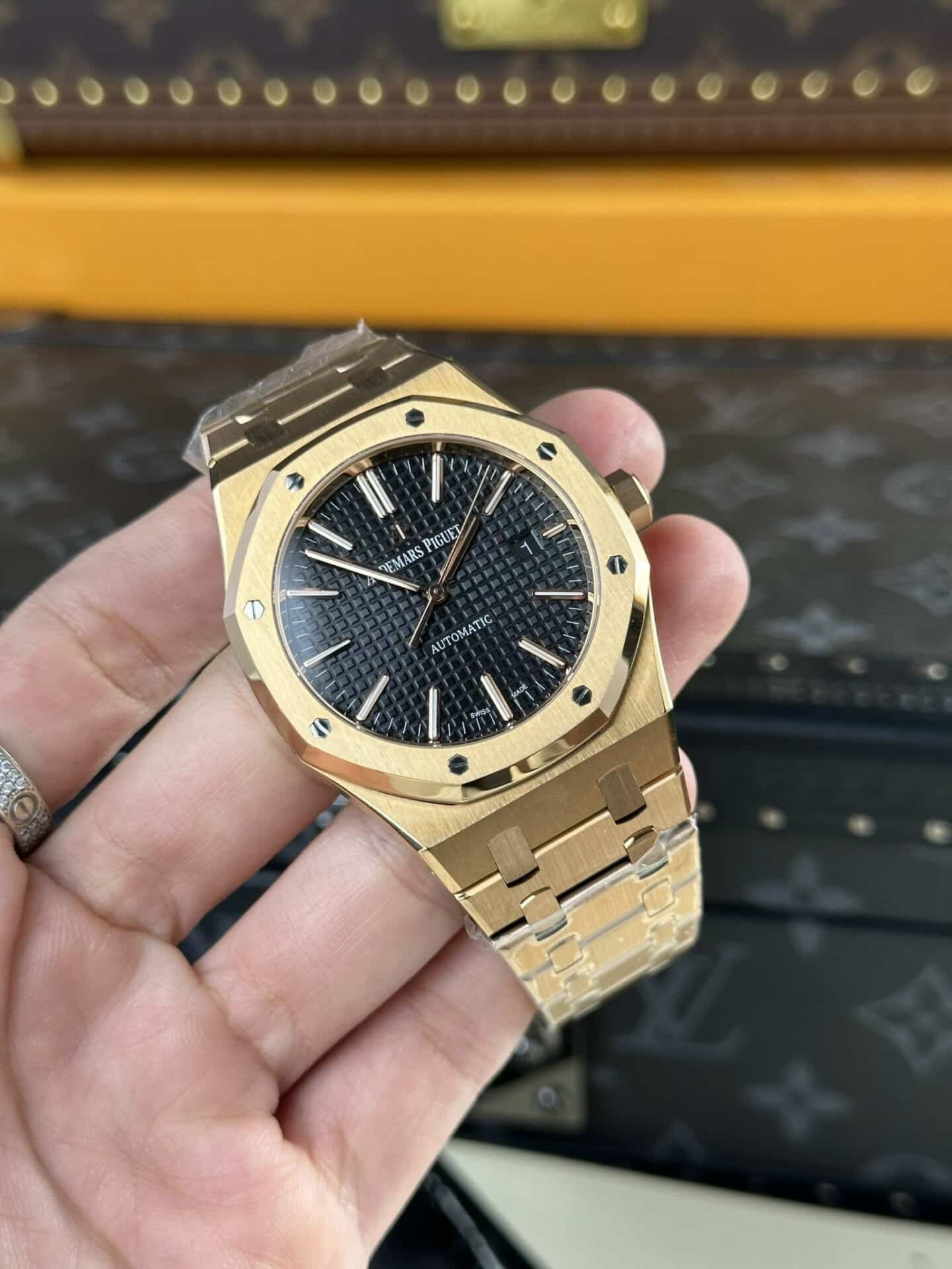 Audemars Piguet Royal Oak 15400OR Rose Gold Black Dial Replica 41mm - 图片 3