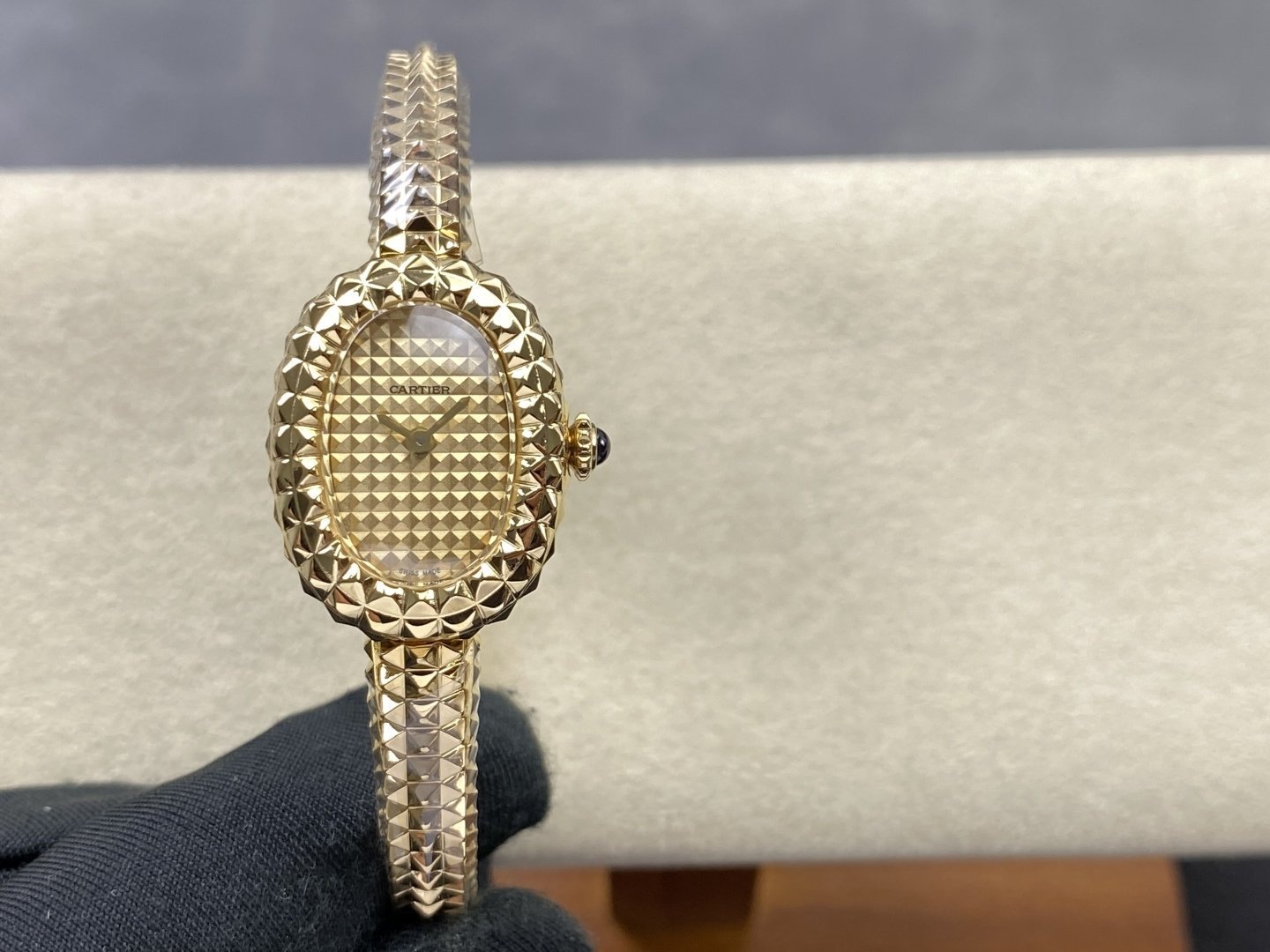 Cartier Baignoire Clou De Paris Mini Model 18K Gold Plating Best Replica (Wrist Size 15, 16, 17cm)