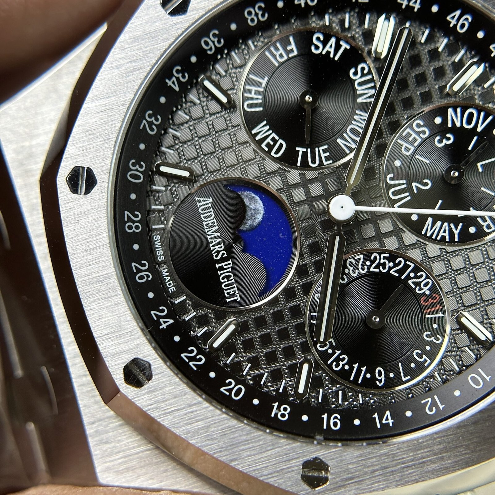 Audemars Piguet Royal Oak Perpetual Calendar 26574ST Black Dial Replica 41mm - 图片 4