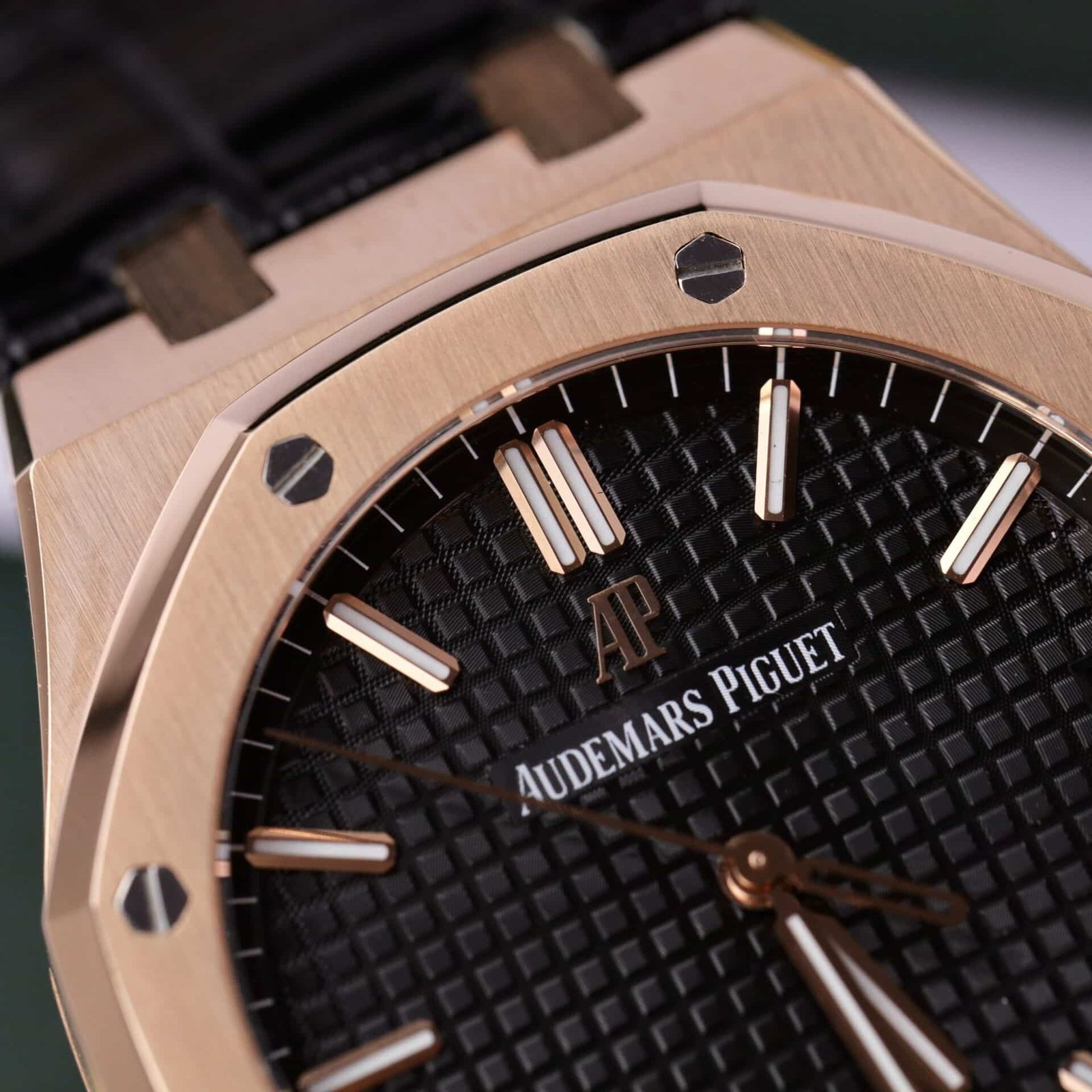 Audemars Piguet Royal Oak 15500OR 18K Gold Wrapped Black Dial Leather 41mm - 图片 5