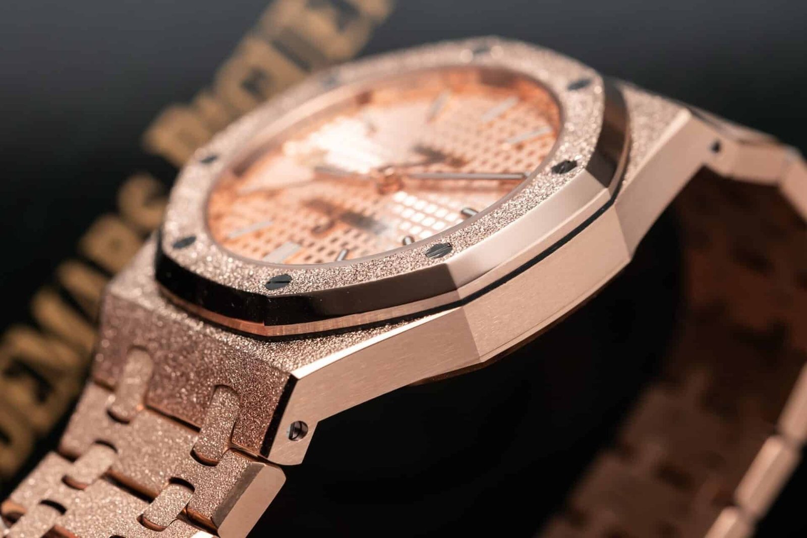 Audemars Piguet Royal Oak 15454OR Frosted Gold Pink Dial Replica 37mm - 图片 7