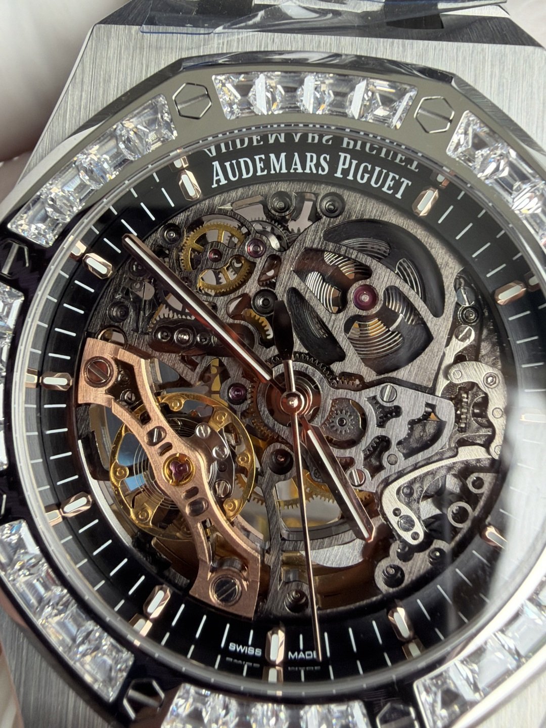 Audemars Piguet Royal Oak OpenWorked 15412BC Skeleton Dial CZ Stone Bezel Best Replica OCTA 41mm (Free Sprung) - 图片 6