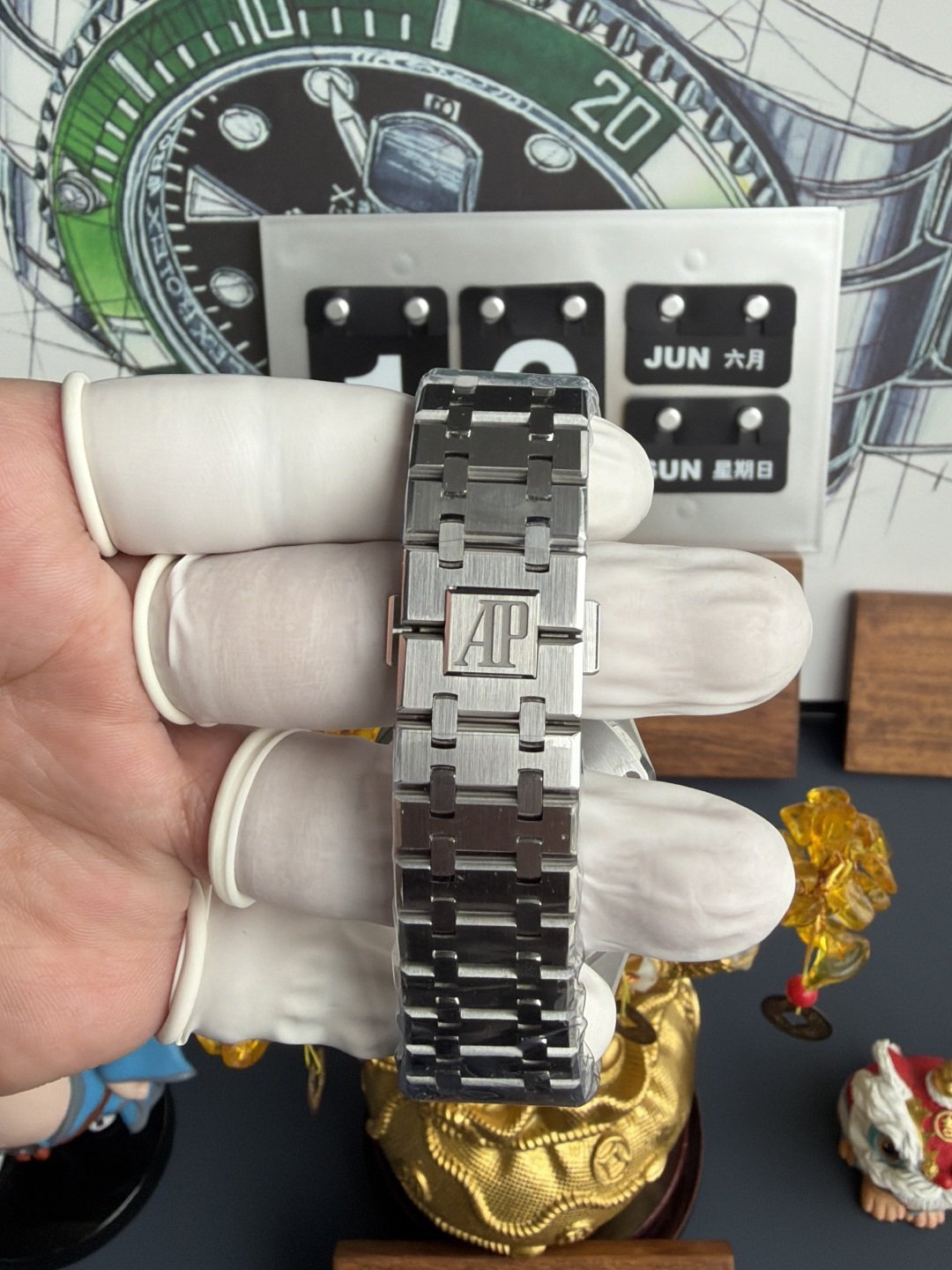 Audemars Piguet Royal Oak OpenWorked 15412BC Skeleton Dial CZ Stone Bezel Best Replica OCTA 41mm (Free Sprung) - 图片 9