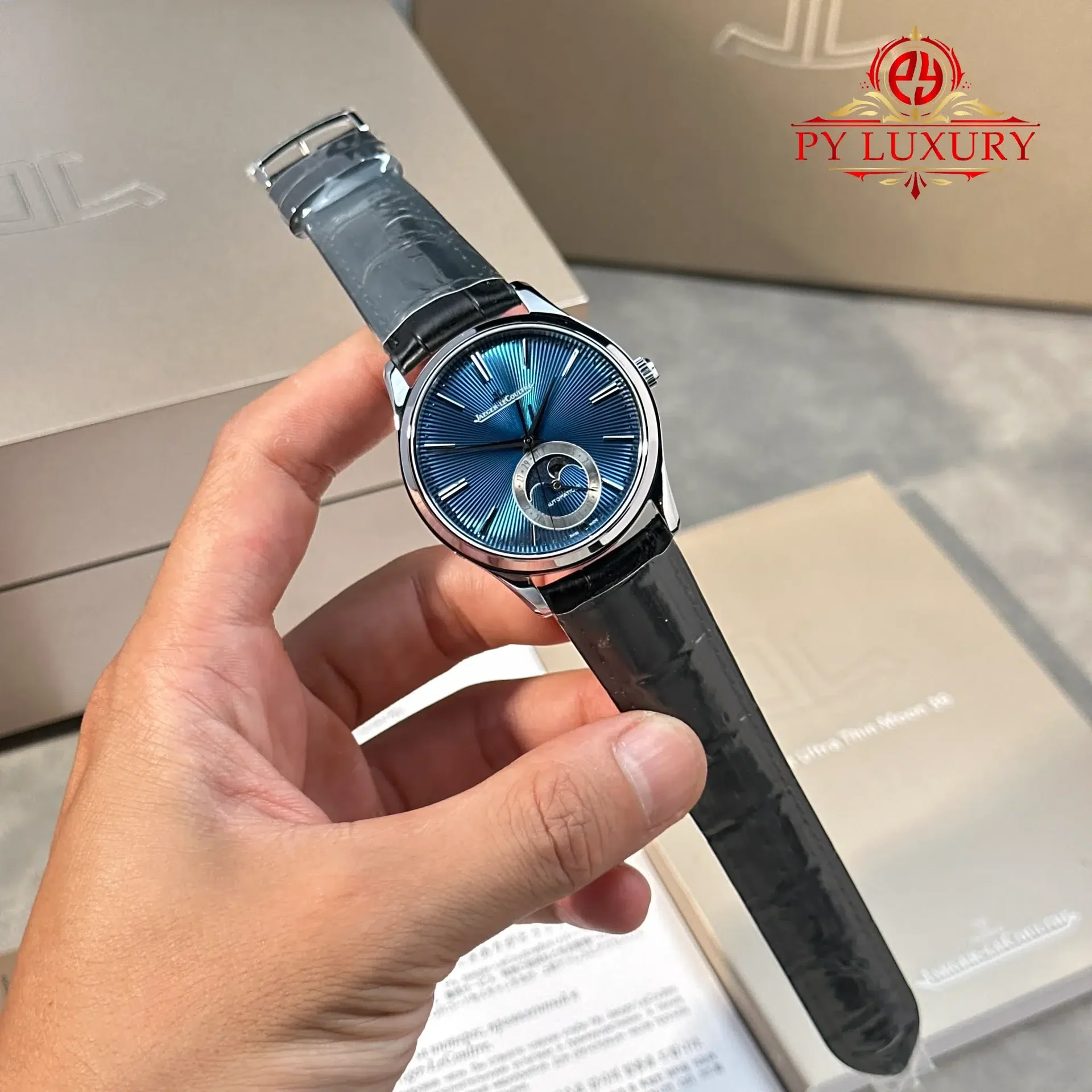 Jaeger-LeCoultre Master Ultra Thin Moon Enamel Q13635E1 Blue Dial Leather Strap Best Replica JJF 39mm - 图片 2