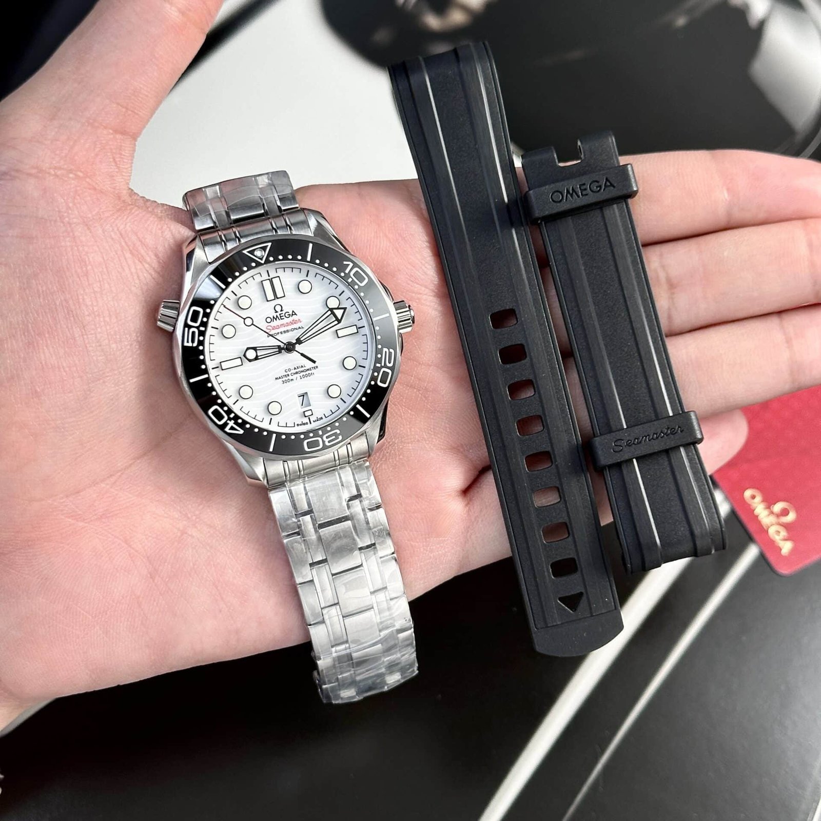 Omega Seamaster Diver 300M Steel White Best Replica 42mm - 图片 2