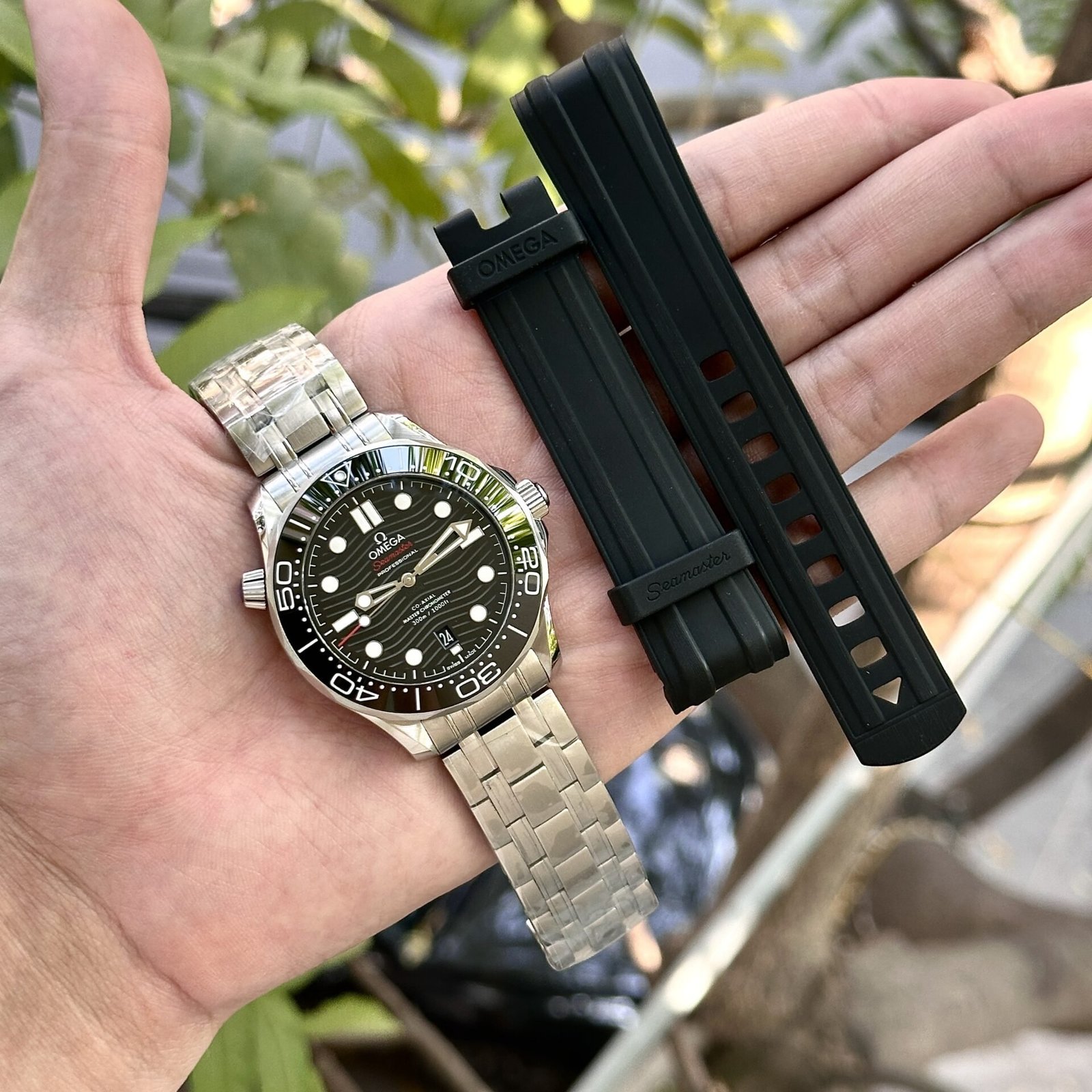 Omega Seamaster Diver 300M Steel Black Dial Best Replica 42mm