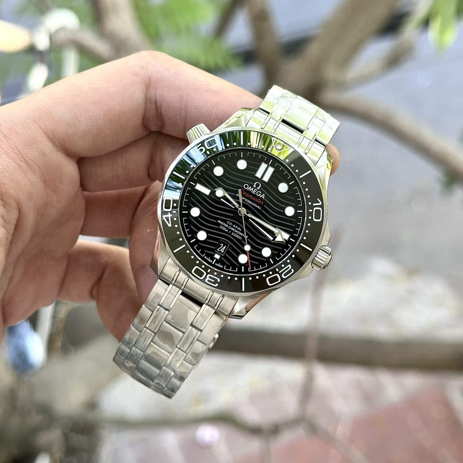 Omega Seamaster Diver 300M Steel Black Dial Best Replica 42mm - 图片 3