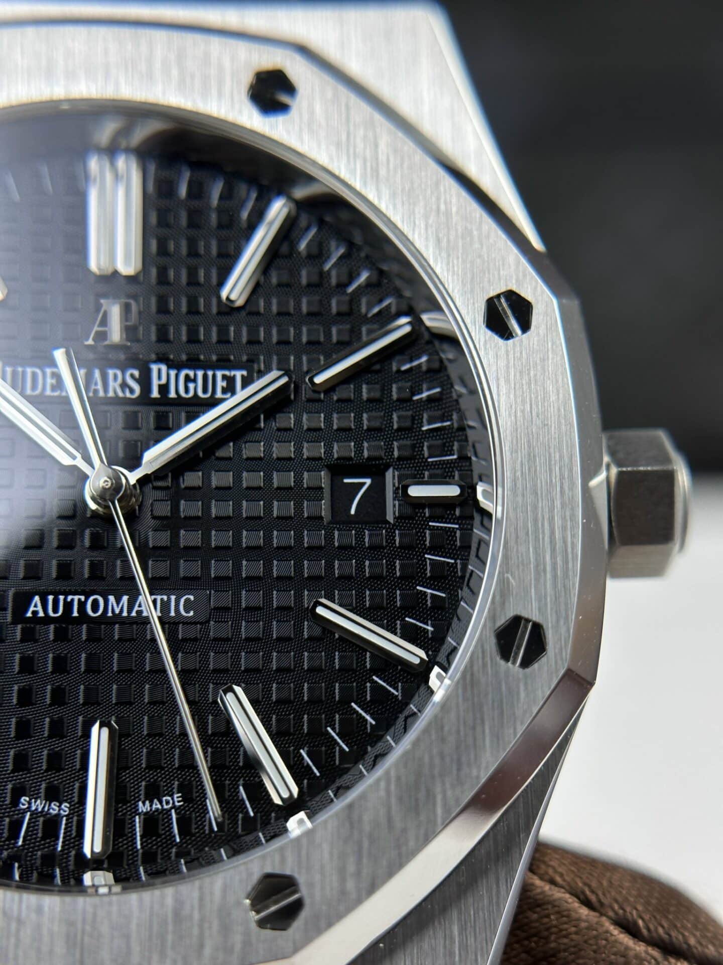 Audemars Piguet Royal Oak 15400ST Black Dial Best Replica APS Factory 41mm - 图片 6