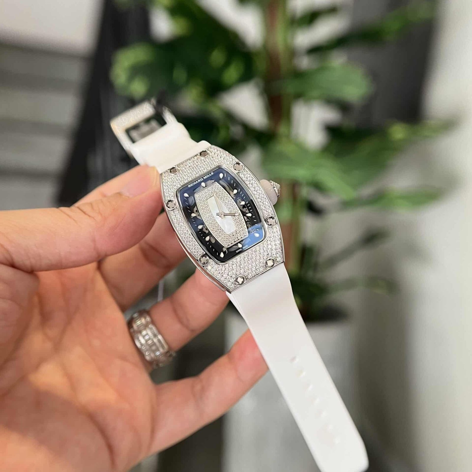 Richard Mille RM07-01 Full Diamond MOP Lip Replica 45.32 x 32.3mm - 图片 4