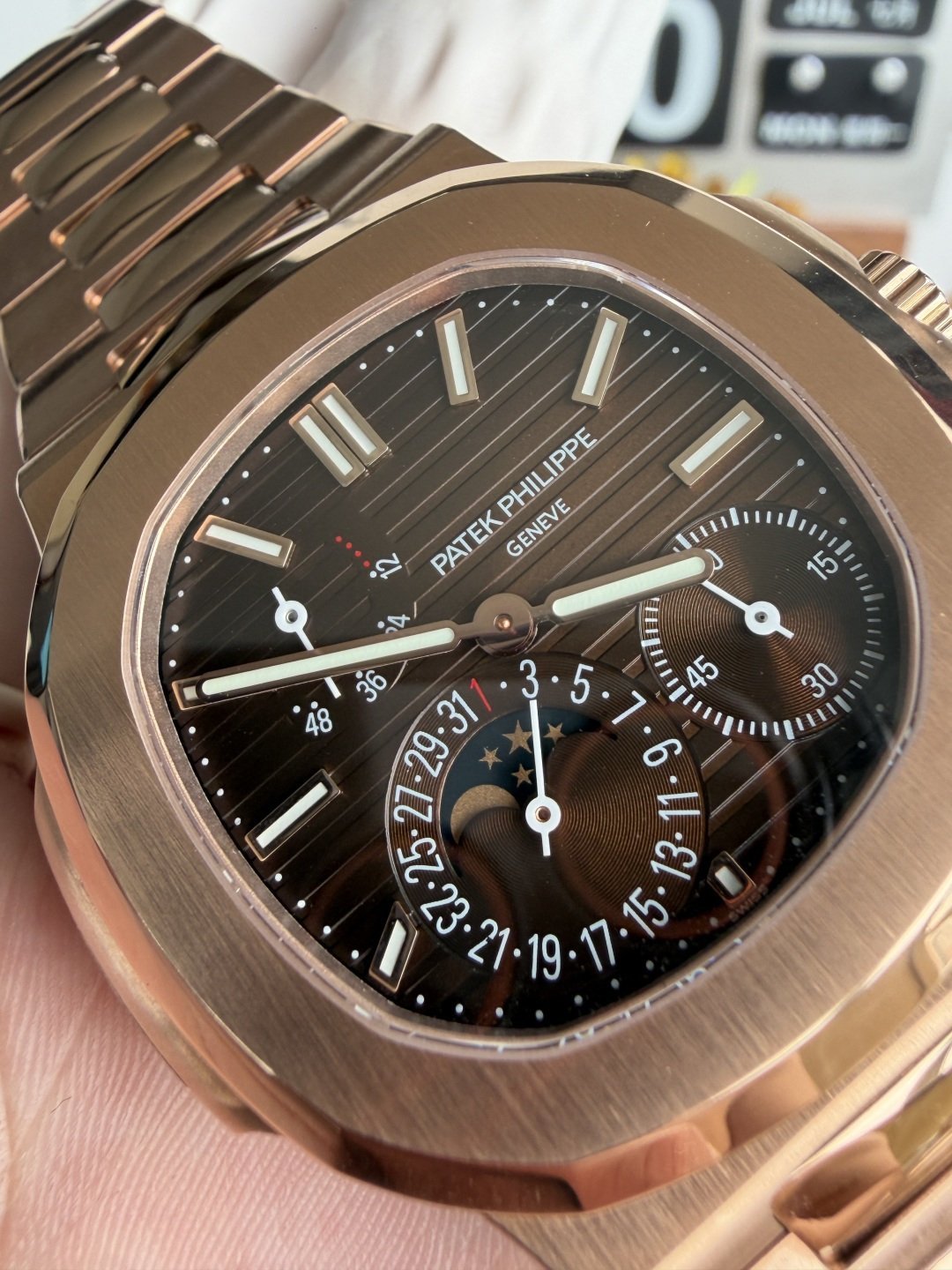 Patek Philippe Nautilus 5712/1R-001 Brown Dial 18K Rose Gold Plating Super Clone Gained Weight 195g UMIF 40mm - 图片 10
