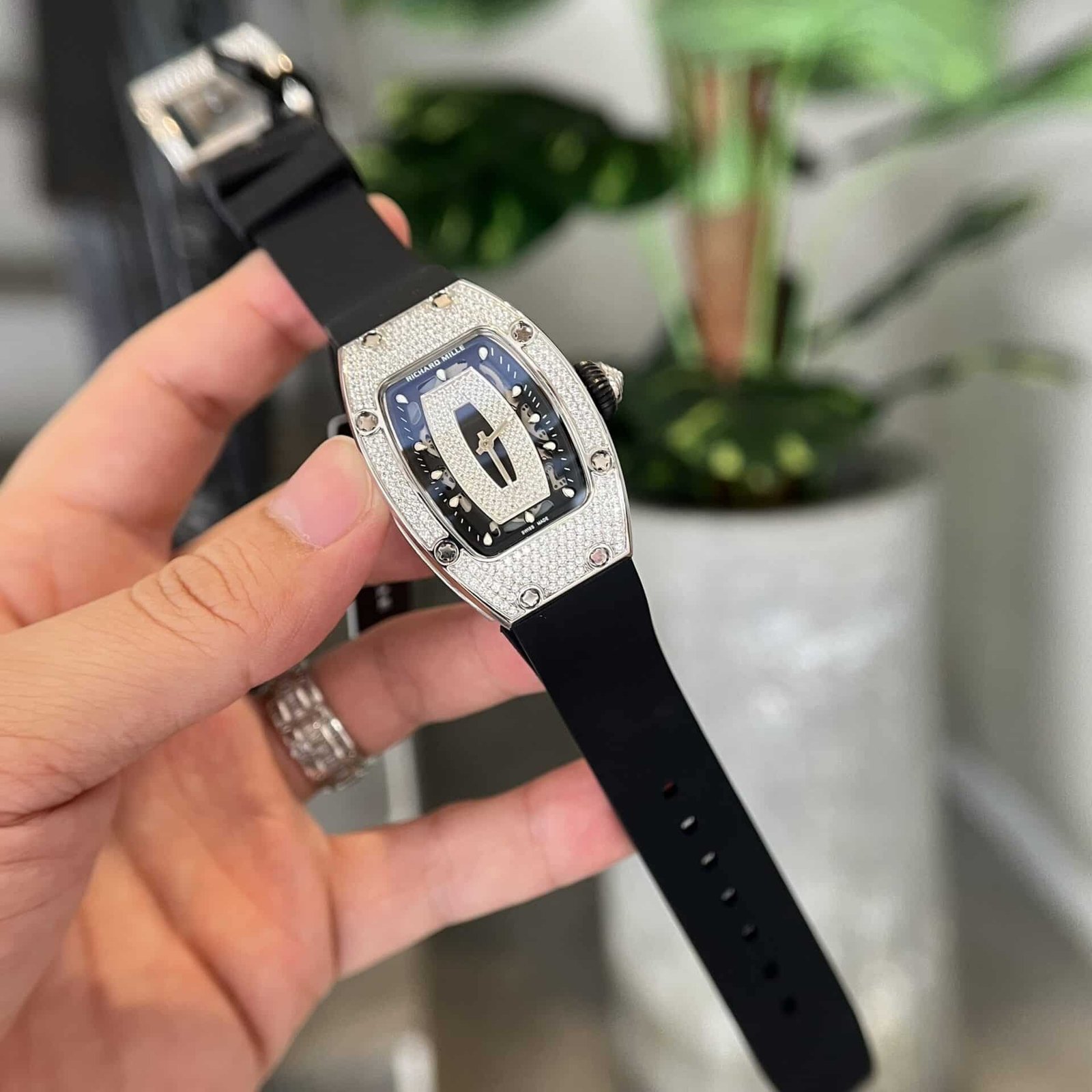 Richard Mille RM07-01 Full Diamond Black Lip Replica 45.32 x 32.3mm - 图片 4