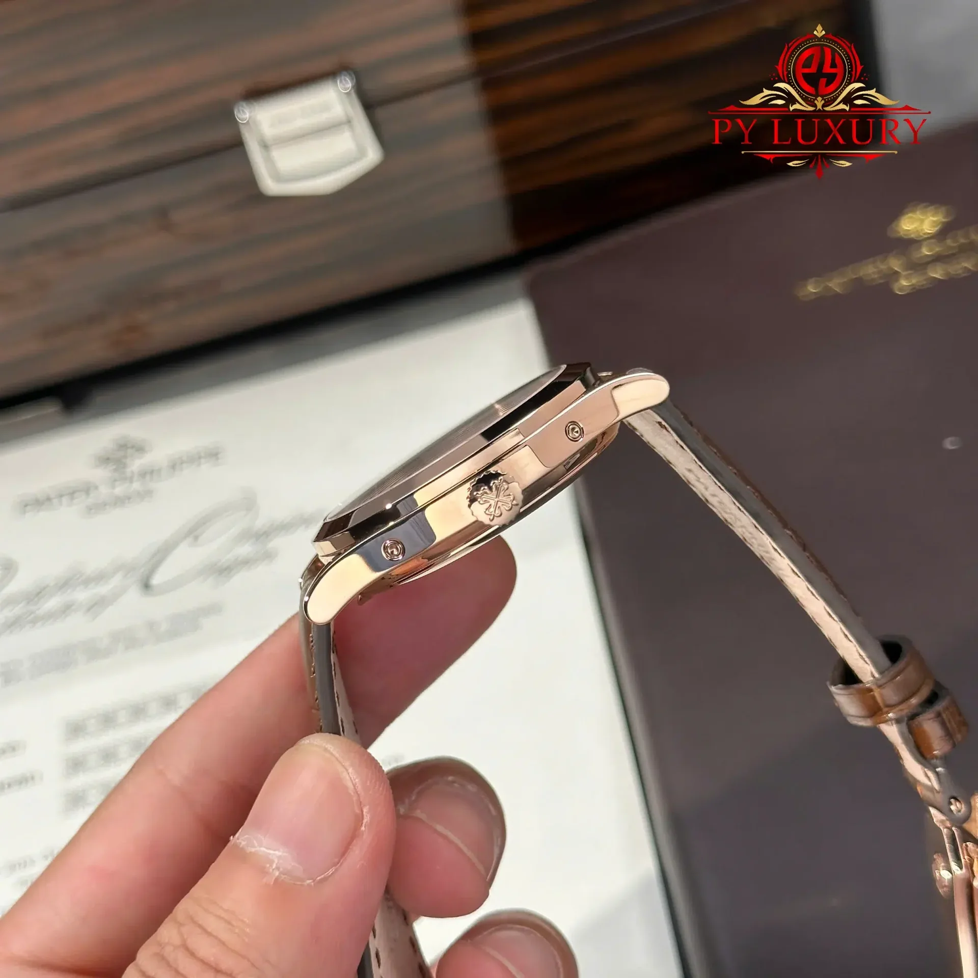 Patek Philippe Complications Annual Calendar 5396R-001 Rose Gold Silver Dial Leather Strap Best Replica 38.5mm - 图片 8