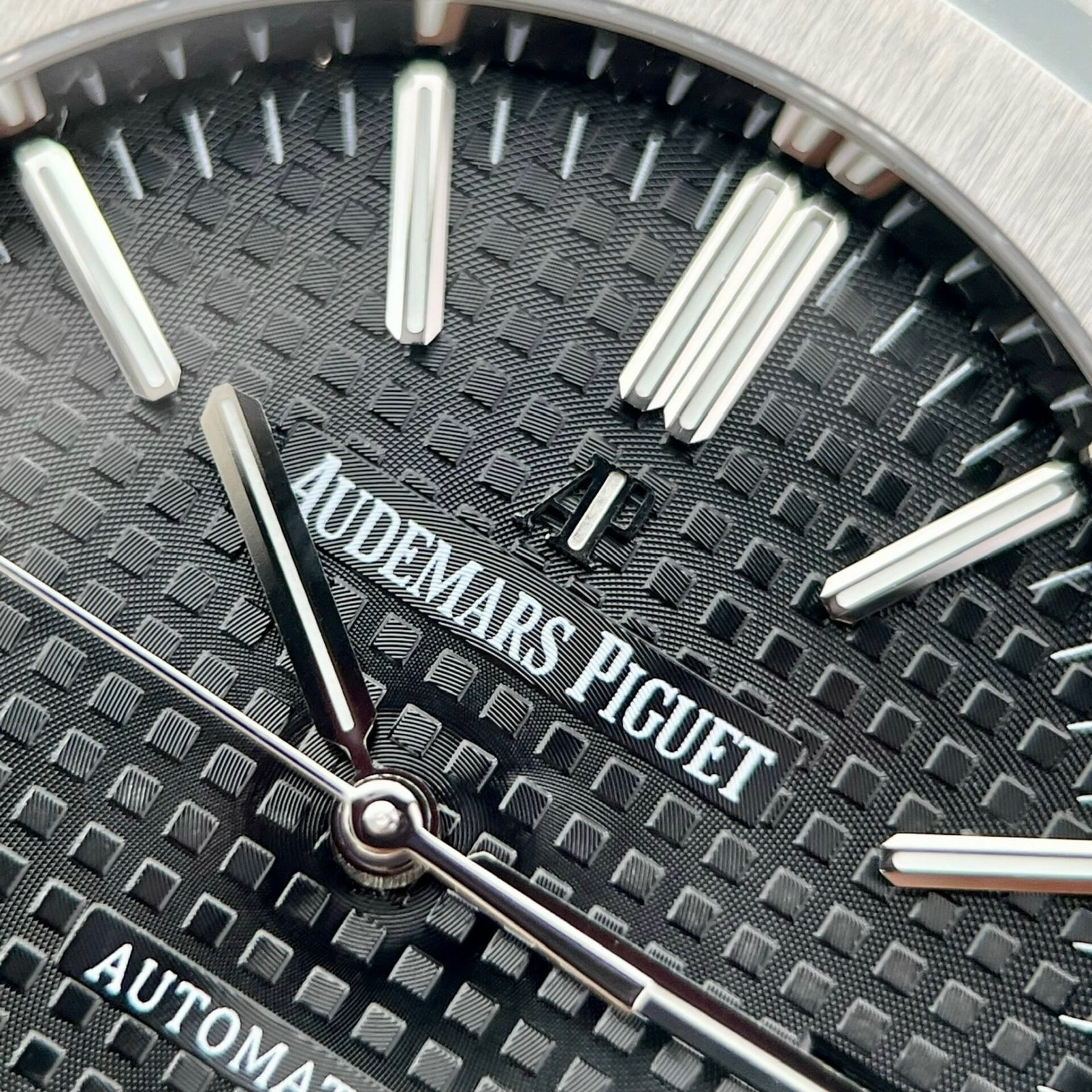 Audemars Piguet Royal Oak 15400ST Rubber Strap Black Dial Best Replica APS Factory 41mm - 图片 4