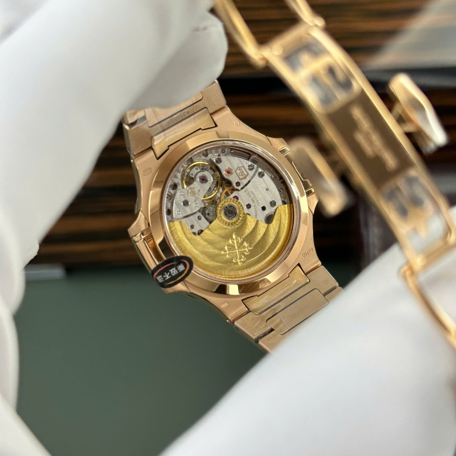 Patek Philippe Nautilus 7118/1R-010 Rose Gold Golden Brown Dial Best Replica 35.2mm - 图片 7