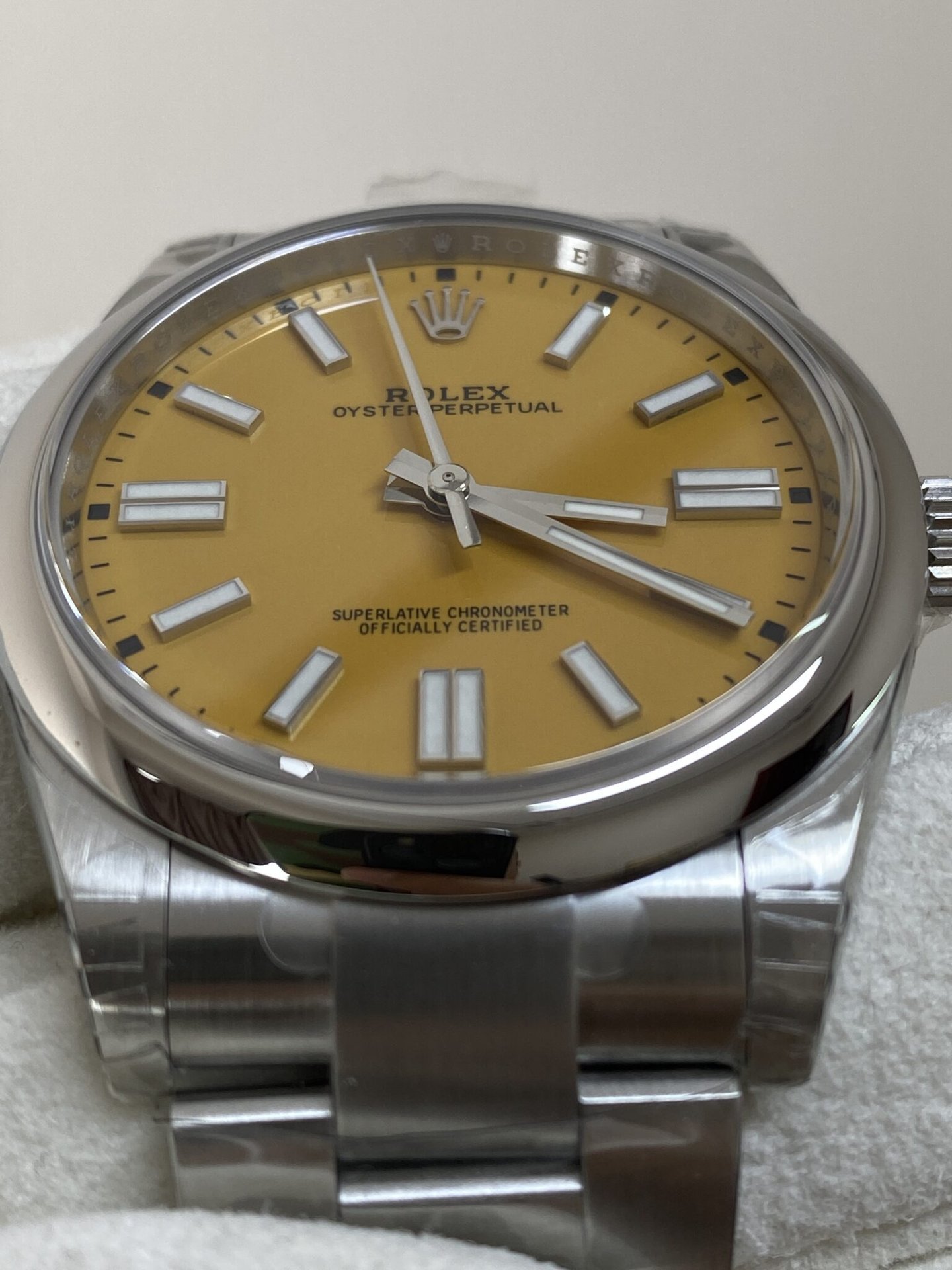 Rolex Oyster Perpetual 124300 Yellow Dial Best Quality Replica VS Factory 41mm - 图片 5