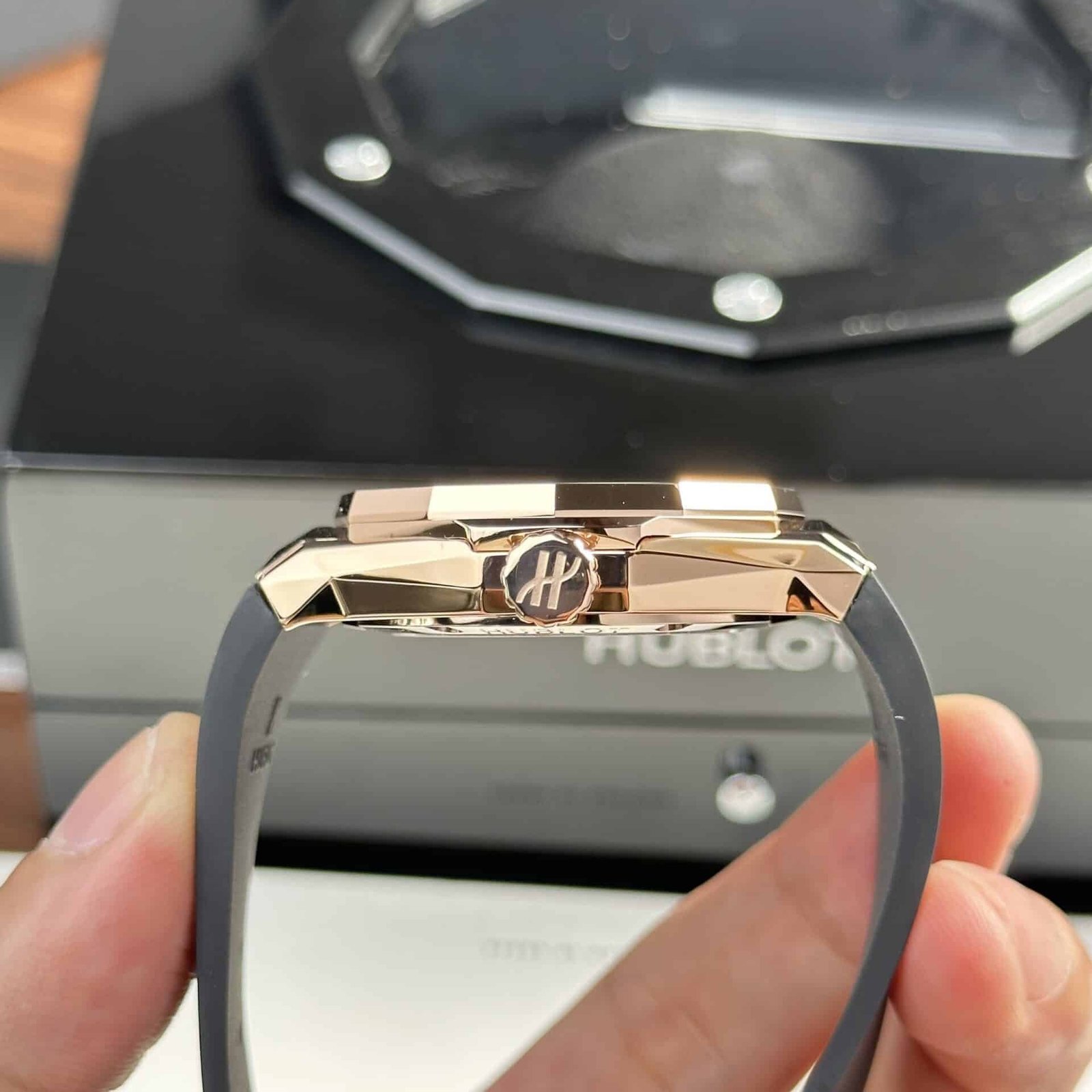 Hublot Classic Fusion Orlinski King Gold Black Dial Replica 40mm - 图片 5