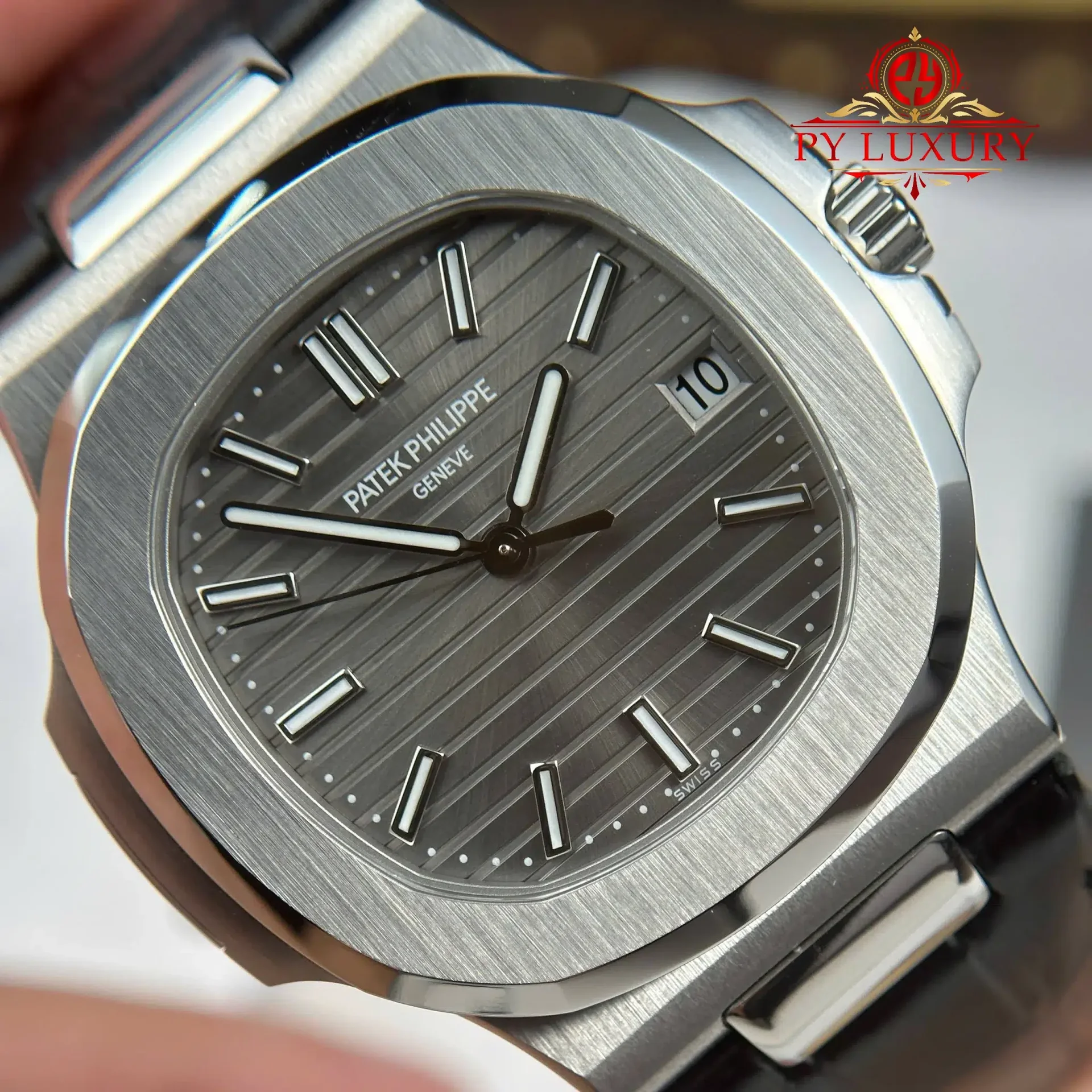Patek Philippe Nautilus 5711G-001 Grey Dial Leather Strap 1:1 Best Replica 40mm - 图片 3