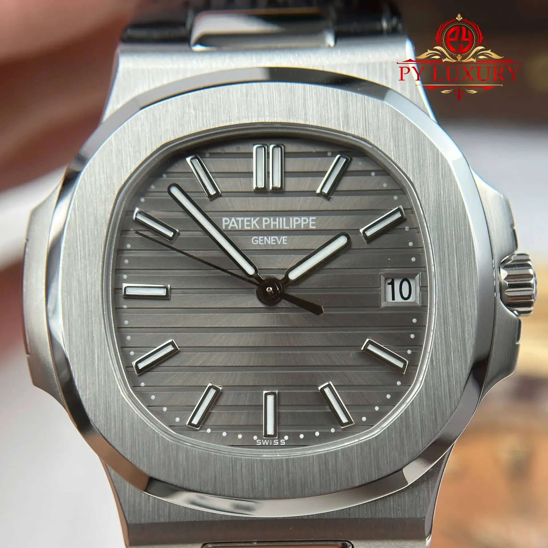 Patek Philippe Nautilus 5711G-001 Grey Dial Leather Strap 1:1 Best Replica 40mm - 图片 4