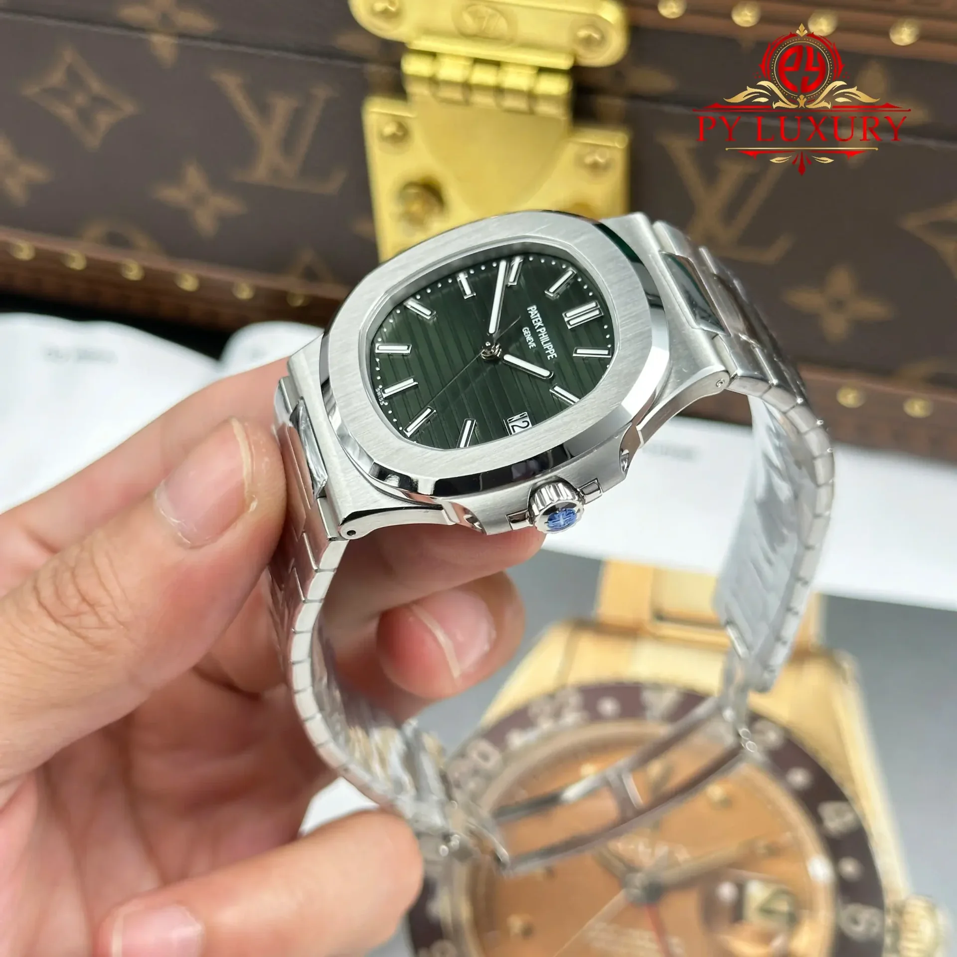 Patek Philippe Nautilus 5711/1A-014 Steel Olive Green Dial Best Replica 1:1 BBF 40mm - 图片 3