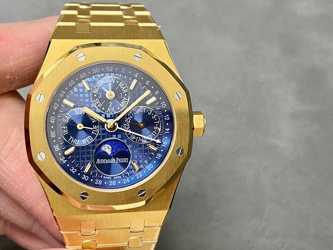 Audemars Piguet Royal Oak Perpetual Calendar 26574BA Yellow Gold Blue Dial Best Replica 41mm - 图片 4