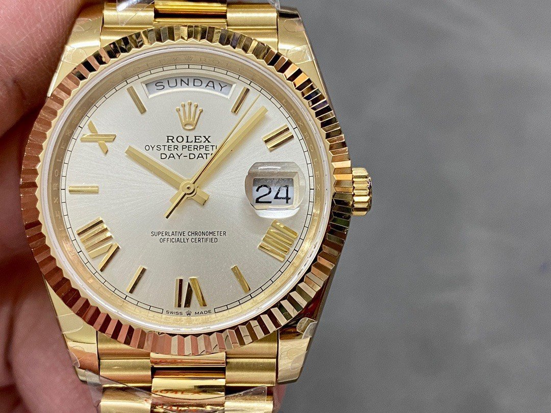 Rolex Day-Date 228238-0002 Yellow Gold Silver Dial 184g Top Quality Replica 40mm - 图片 4
