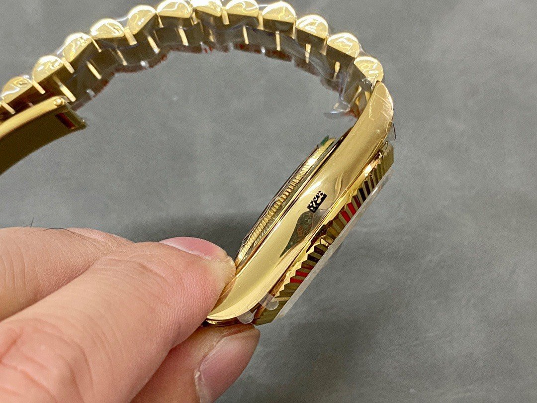 Rolex Day-Date 228238-0004 Yellow Gold Bright Black Diamond-set Dial 184g Best Replica 40mm - 图片 6