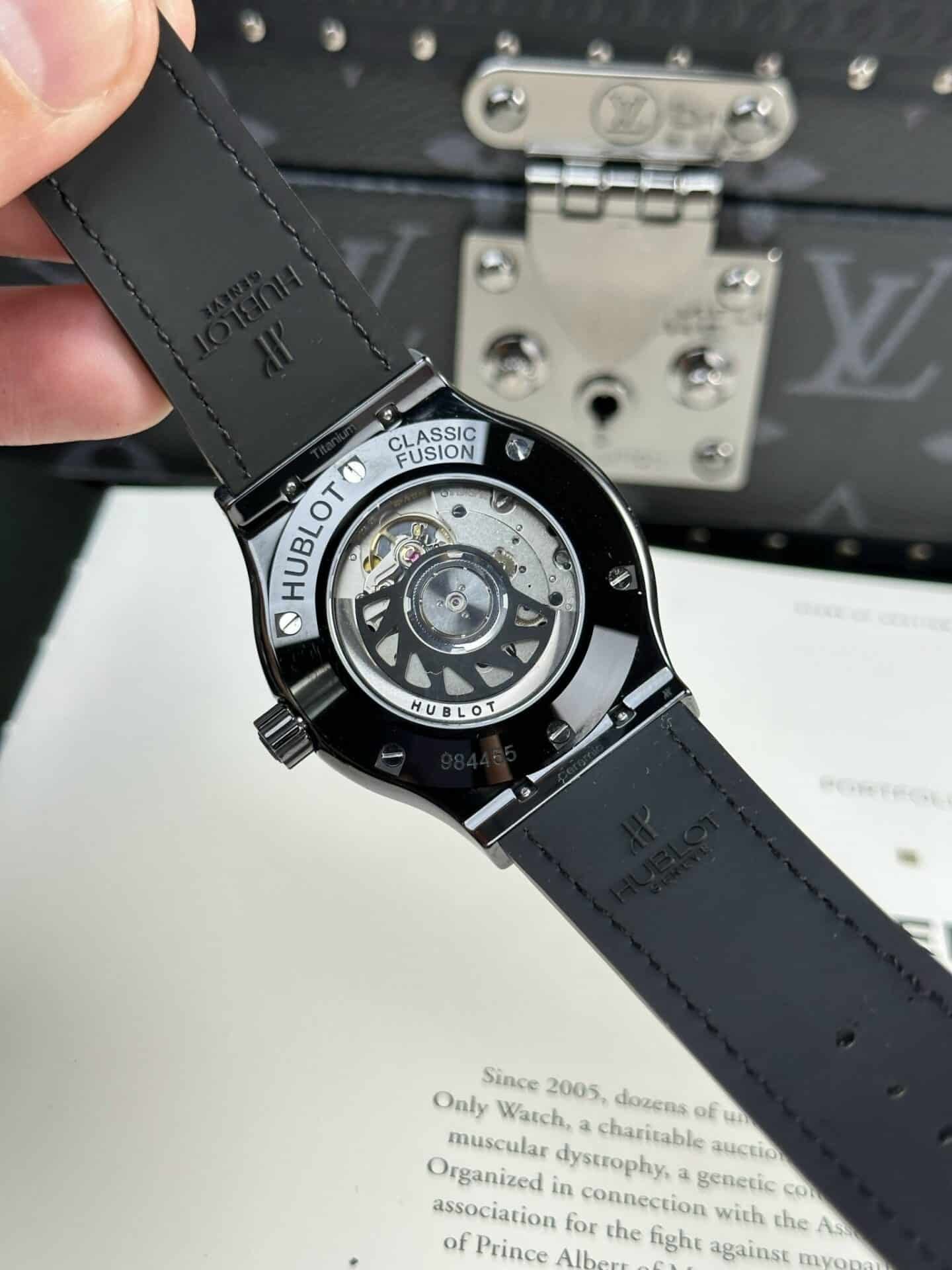 Hublot Classic Fusion Black Magic Diamond Ceramic Case Stone-set Bezel Best Replica JJZ 42mm - 图片 8