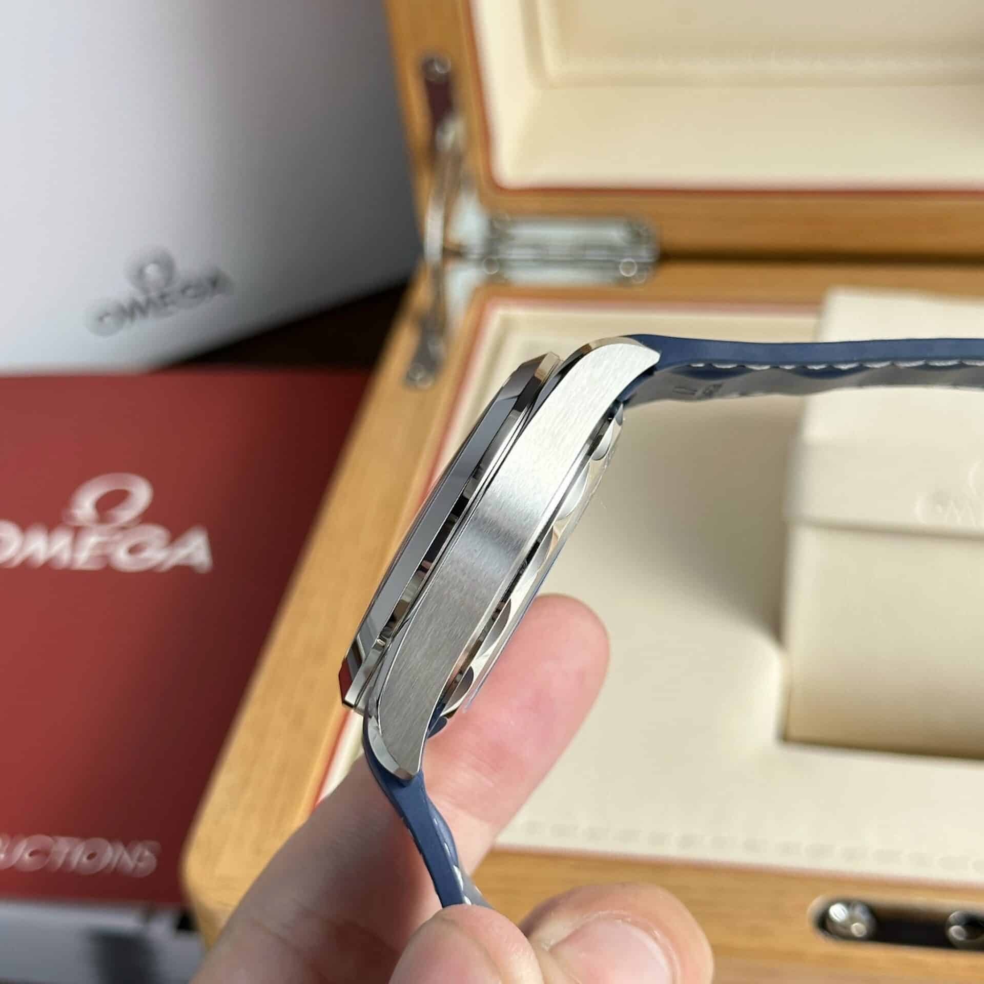 Omega Aqua Terra Worldtimer GMT Blue Dial Rubber Strap Best Replica 43mm - 图片 8