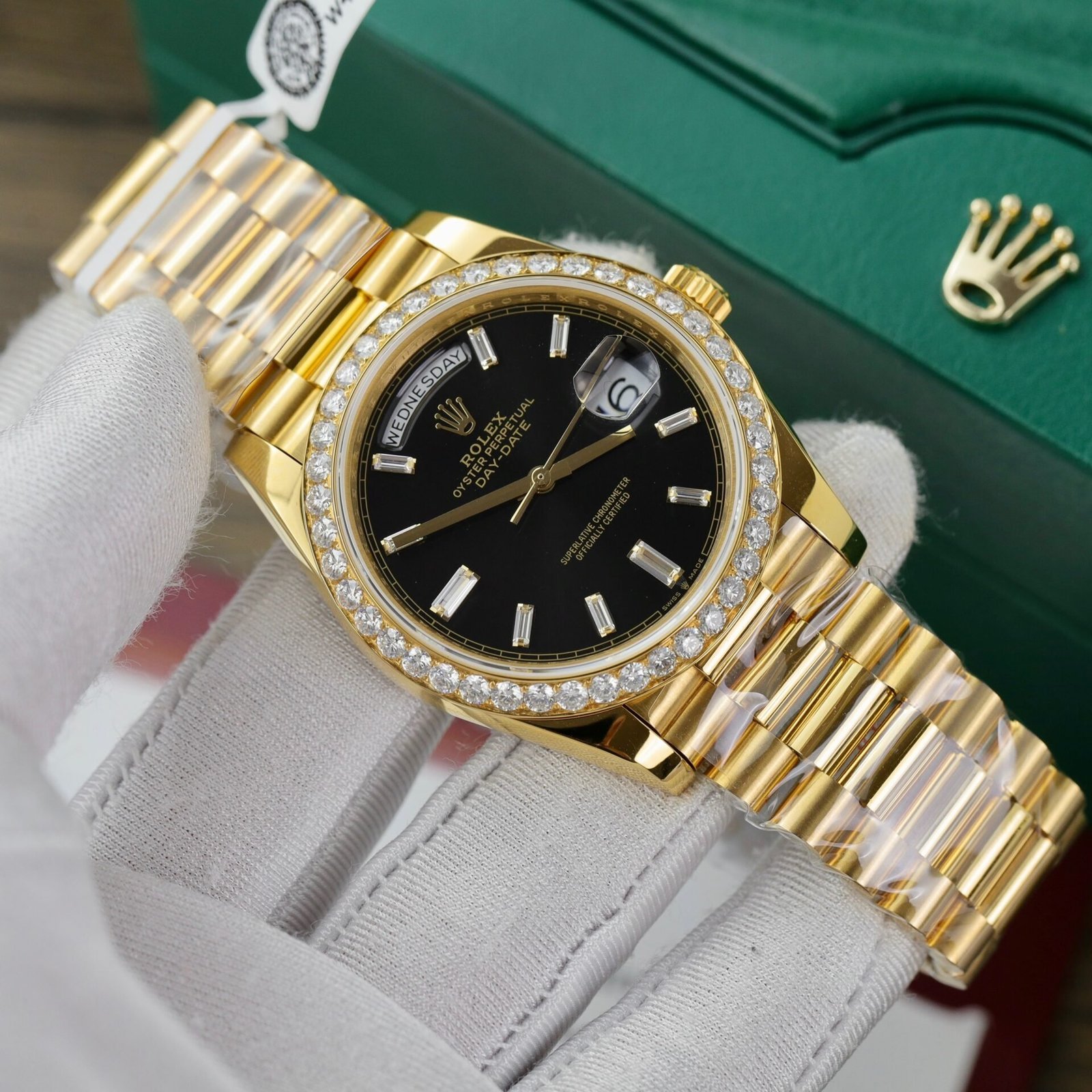 Rolex Day-Date 228348RBR 18K Yellow Gold Wrapped Black Diamond Dial Moissanite Bezel GMF V3 Super Clone 40mm - 图片 4
