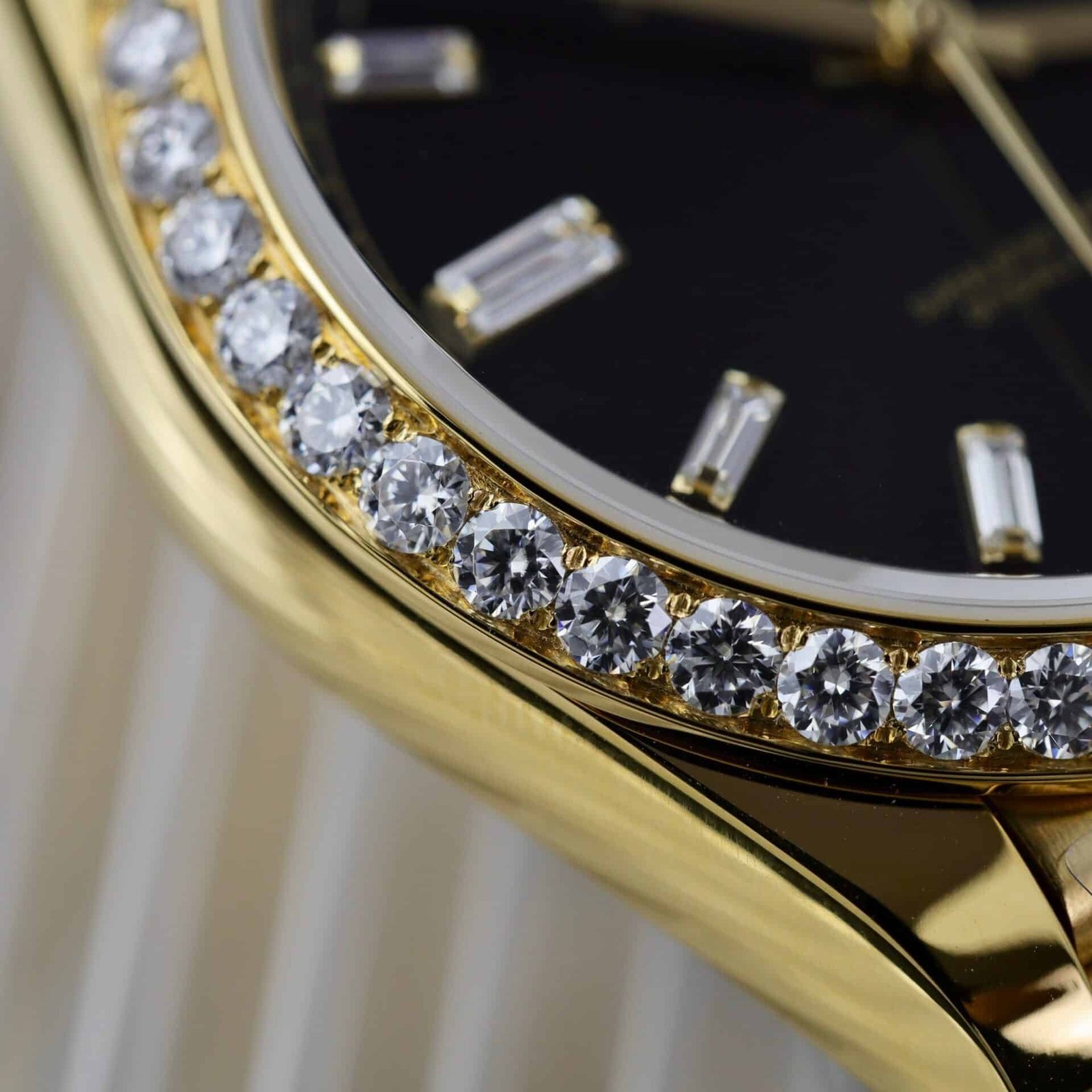 Rolex Day-Date 228348RBR 18K Yellow Gold Wrapped Black Diamond Dial Moissanite Bezel GMF V3 Super Clone 40mm - 图片 7