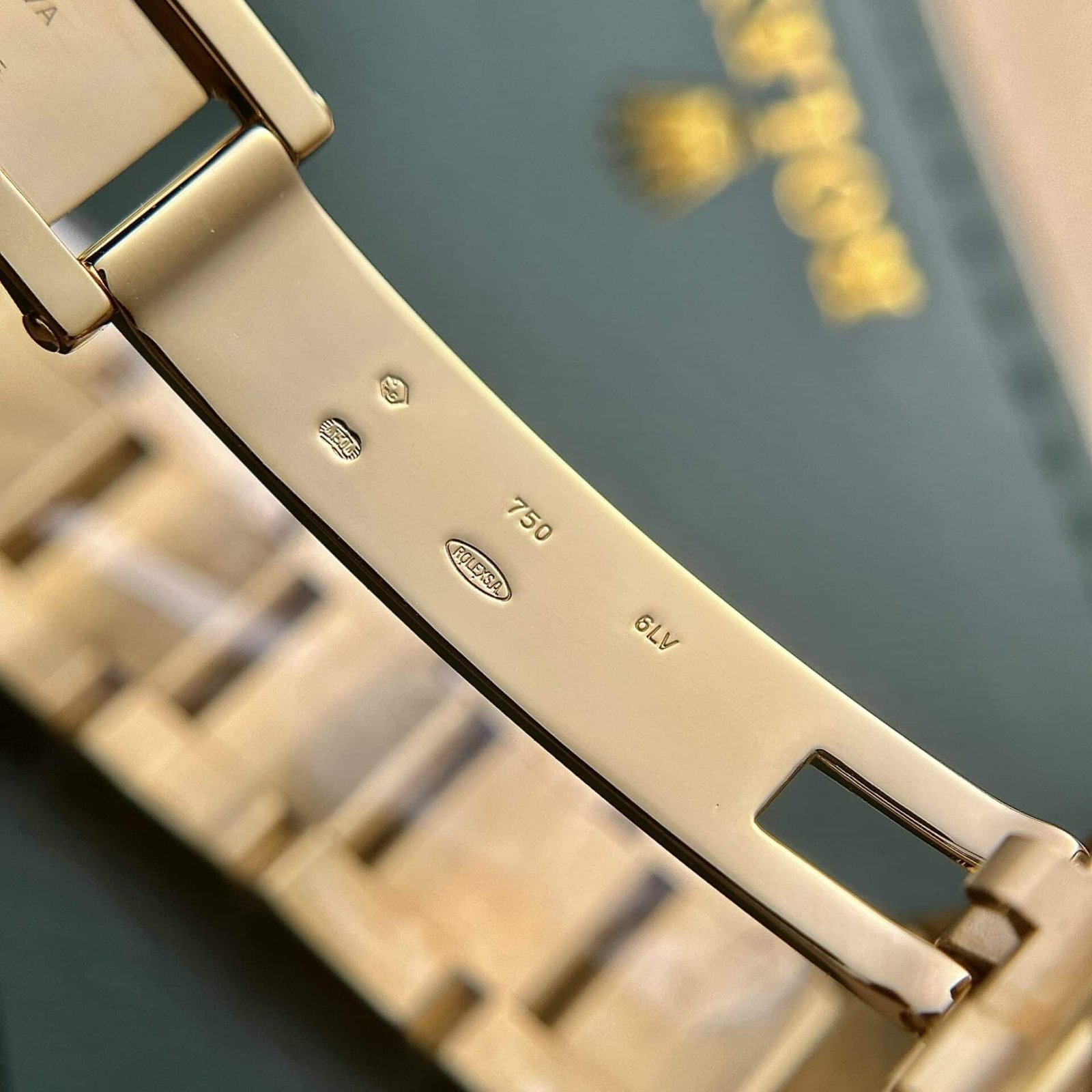 Rolex Daytona 116508 18K Yellow Gold Wrapped MOP Dial Best Replica 40mm - 图片 9