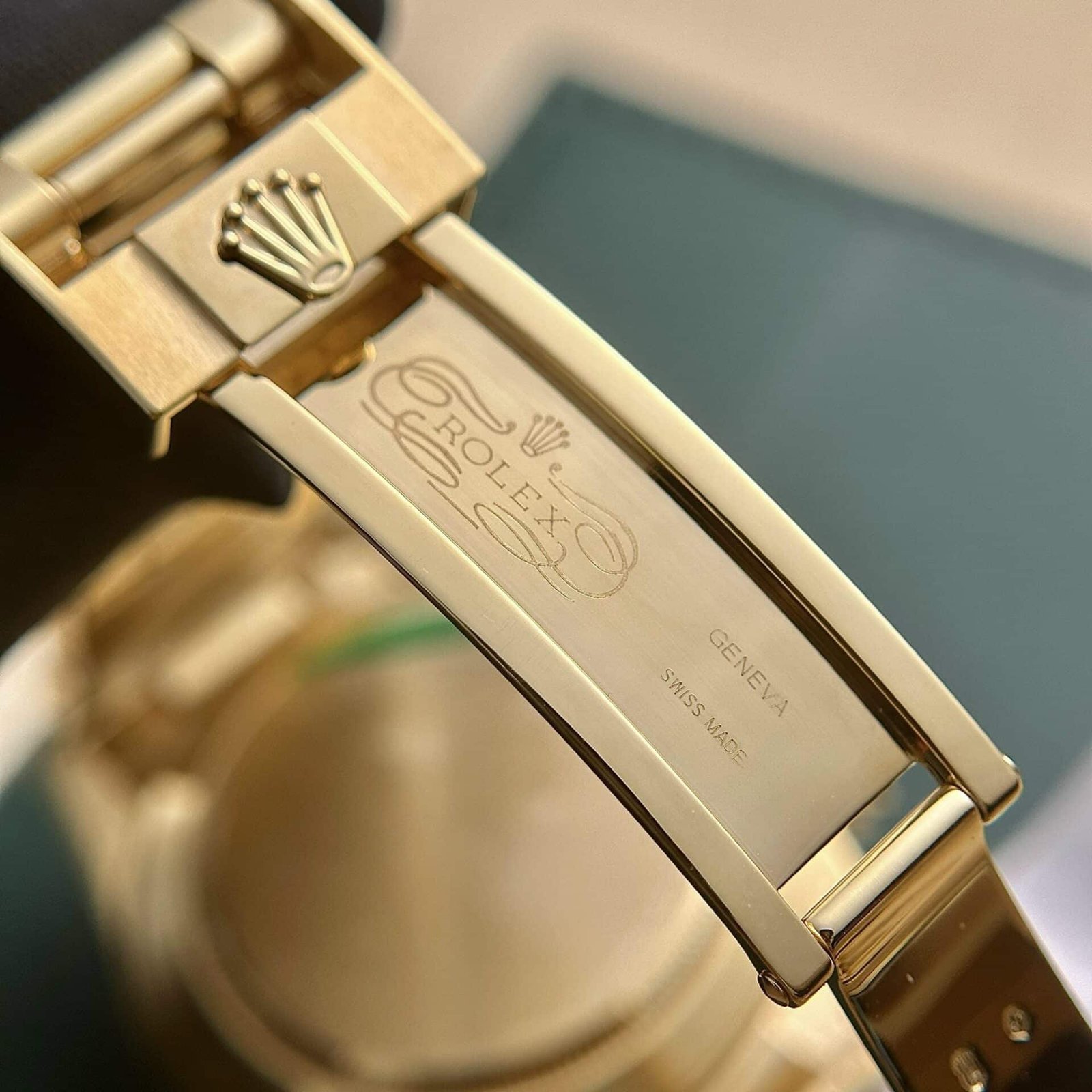 Rolex Daytona 116508 18K Yellow Gold Wrapped MOP Dial Best Replica 40mm - 图片 10