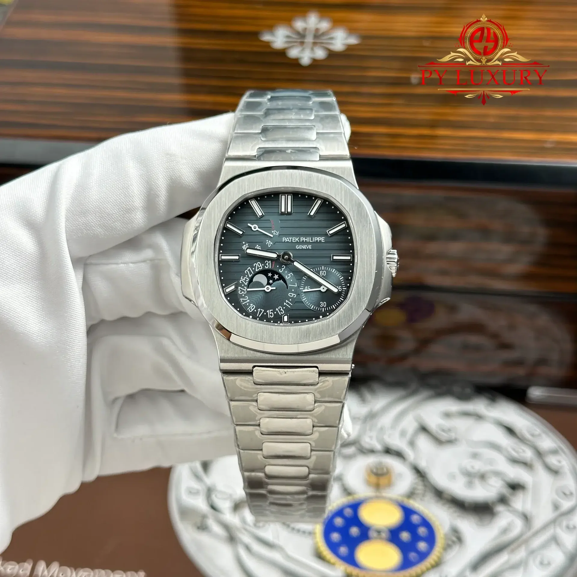 Patek Philippe Nautilus 5712/1A-001 Modify Blue Dial, Moonphase, Hands, Movement Engravings Super Clone 40mm
