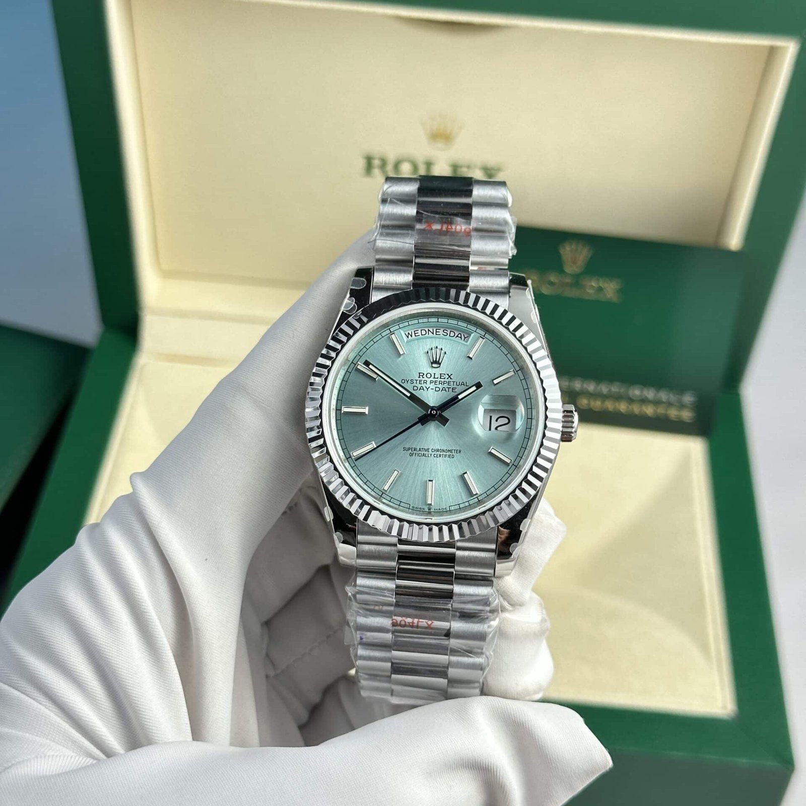 Rolex Day-Date 228236-0018 Ice Blue Luminous Dial 178g GMF V3 Best Replica 40mm