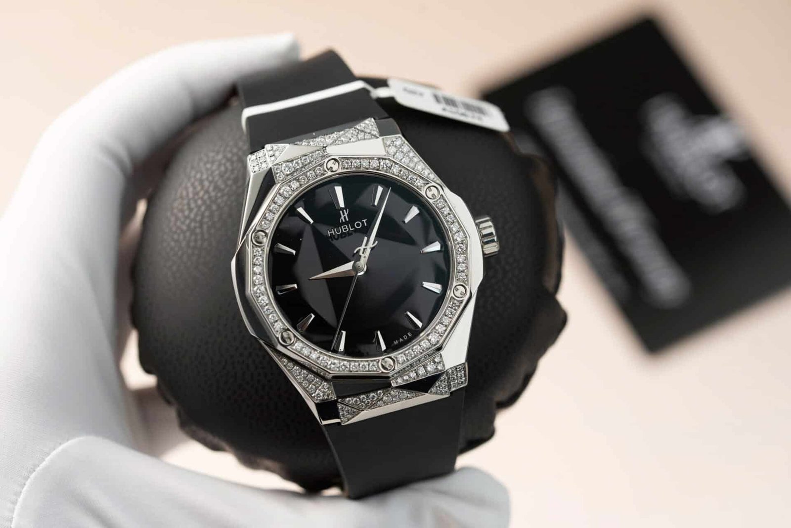 Hublot Classic Fusion Orlinski Titanium Alternative Pavé Black Dial Customized Lab-grown Diamonds APS 40mm - 图片 3