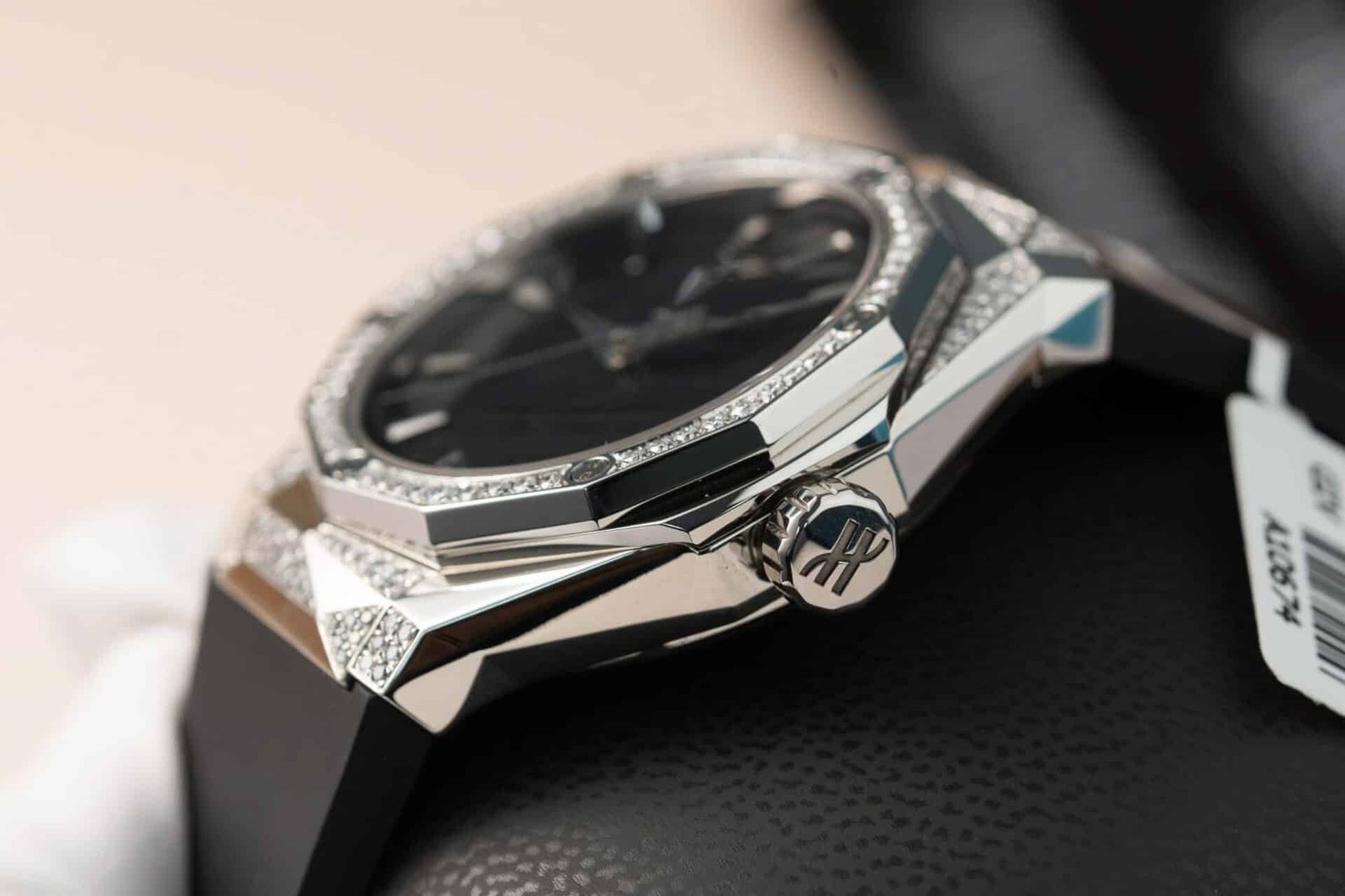 Hublot Classic Fusion Orlinski Titanium Alternative Pavé Black Dial Customized Lab-grown Diamonds APS 40mm - 图片 6