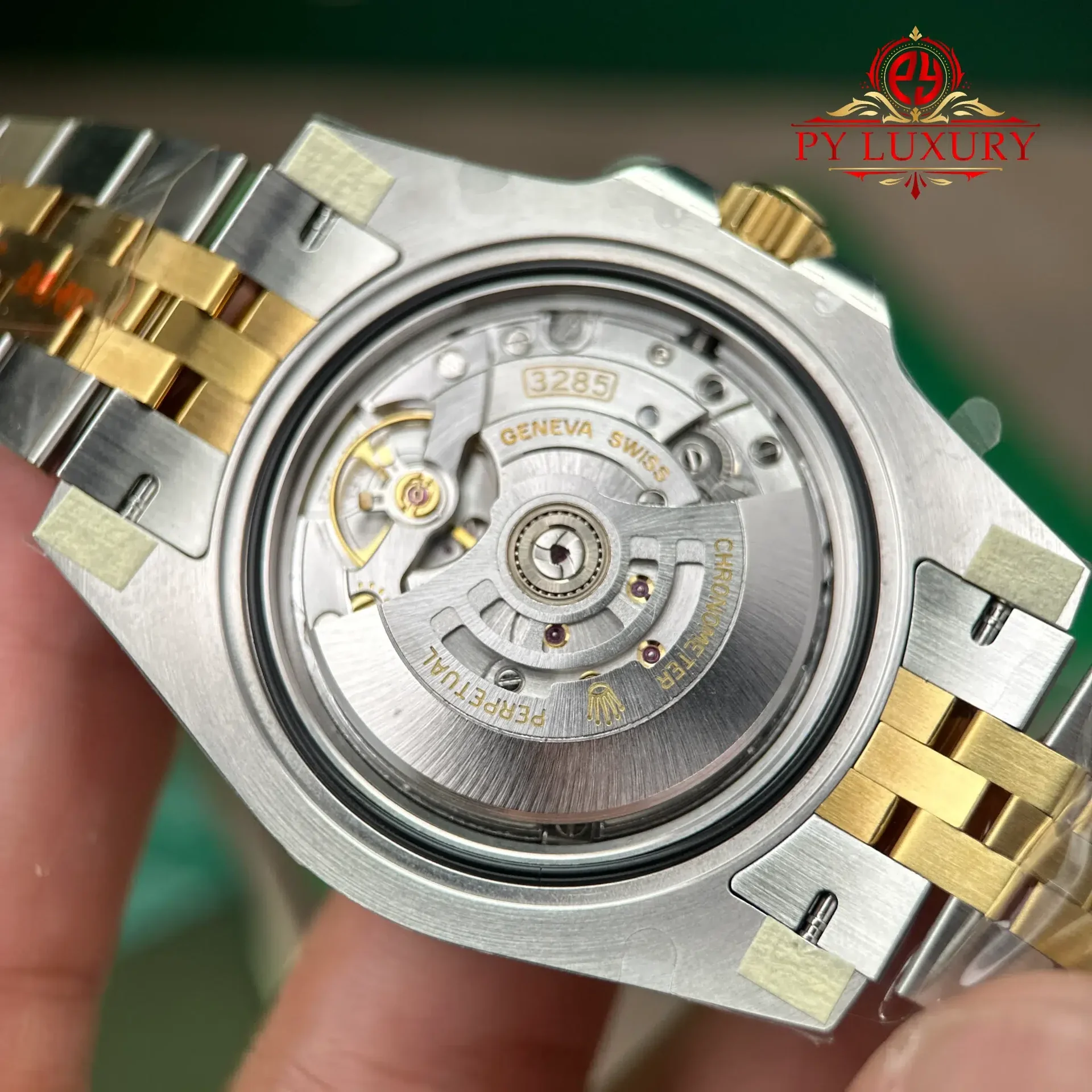 Rolex GMT-Master II 126713GRNR Two Tone Yellow Gold Black Dial Jubilee 1:1 Best Replica 40mm - 图片 10