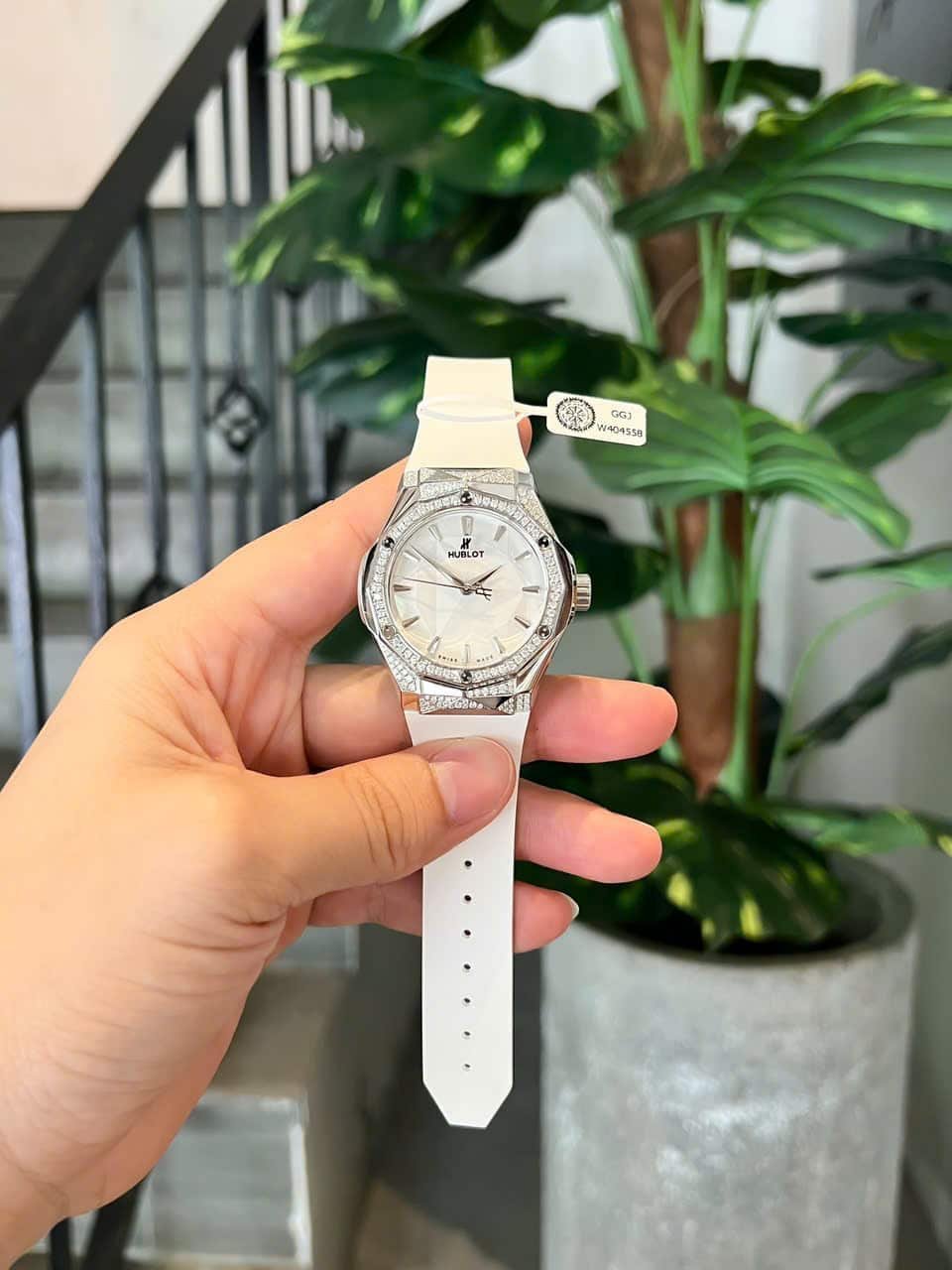 Hublot Classic Fusion Orlinski Titanium White Alternative Pavé Custom Moissanite 40mm - 图片 2
