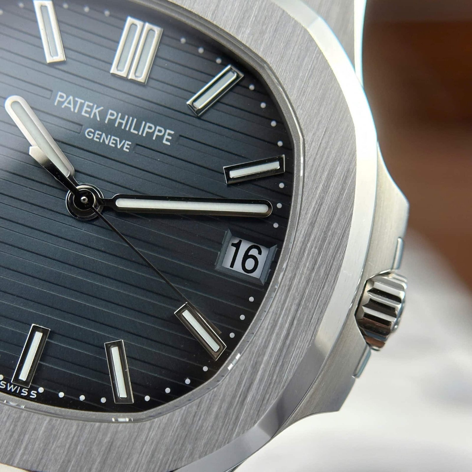 Patek Philippe Nautilus 5711/1A-010 Blue Dial Modified Max Options Best Replica Super Clone 40mm - 图片 6