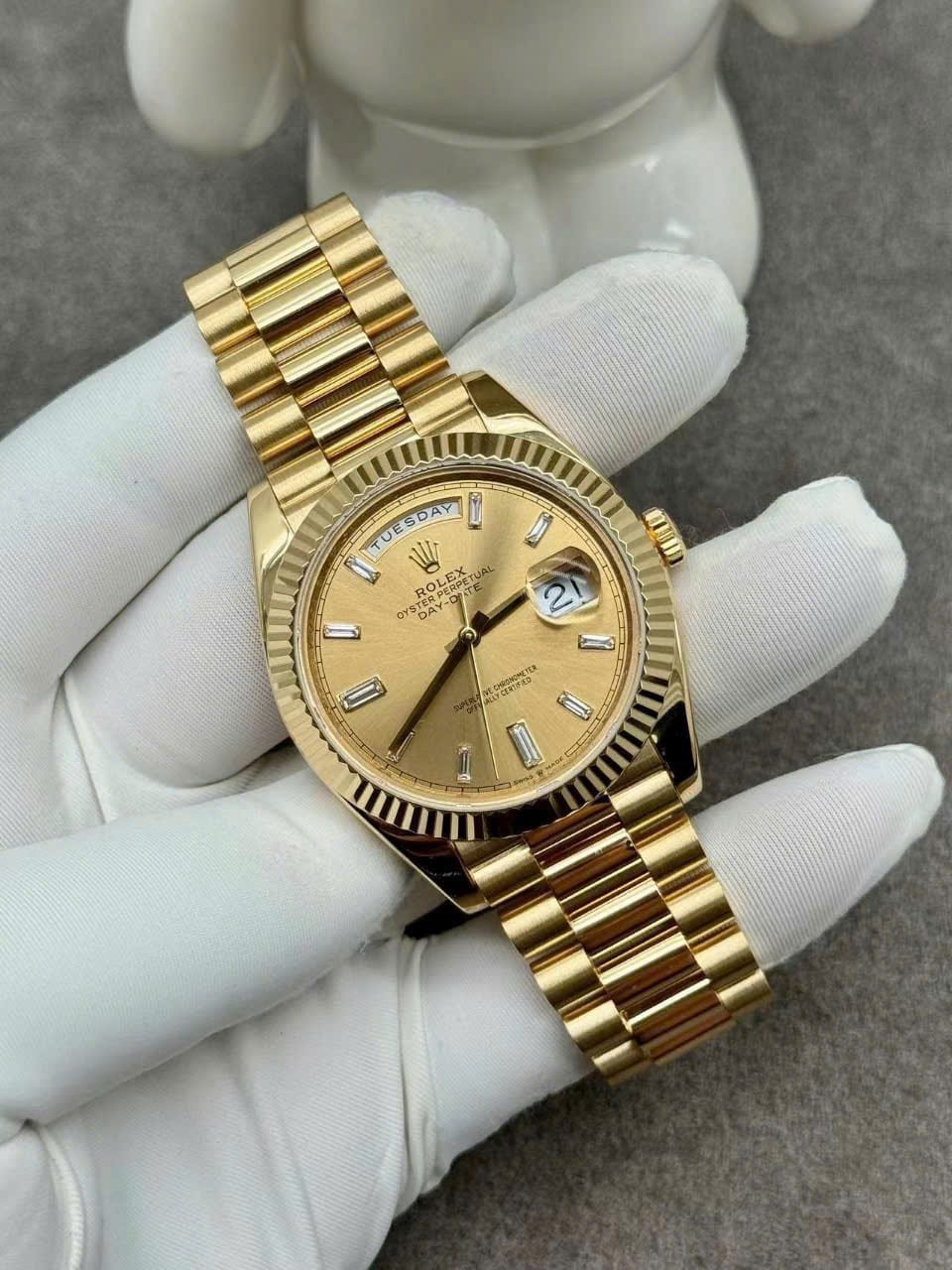 Rolex Day-Date 228238 Champagne Dial 18K Solid Gold CVD Diamonds 40mm - 图片 2