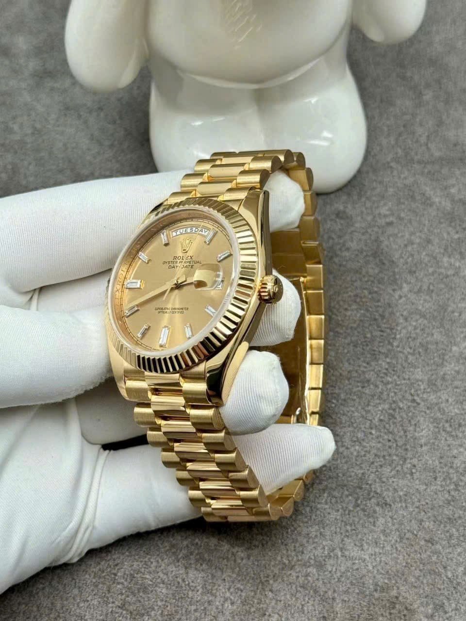 Rolex Day-Date 228238 Champagne Dial 18K Solid Gold CVD Diamonds 40mm - 图片 5