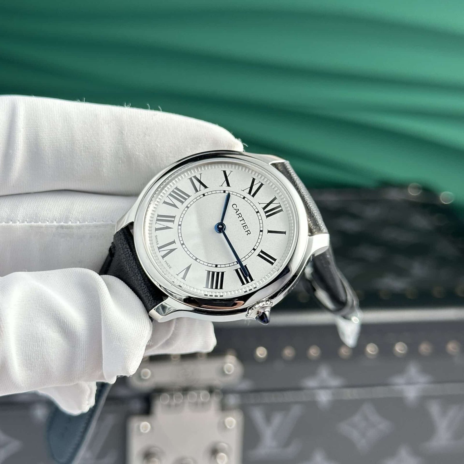 Cartier Ronde Must WSRN0031 White Dial Leather Best Replica AF 36mm - 图片 3