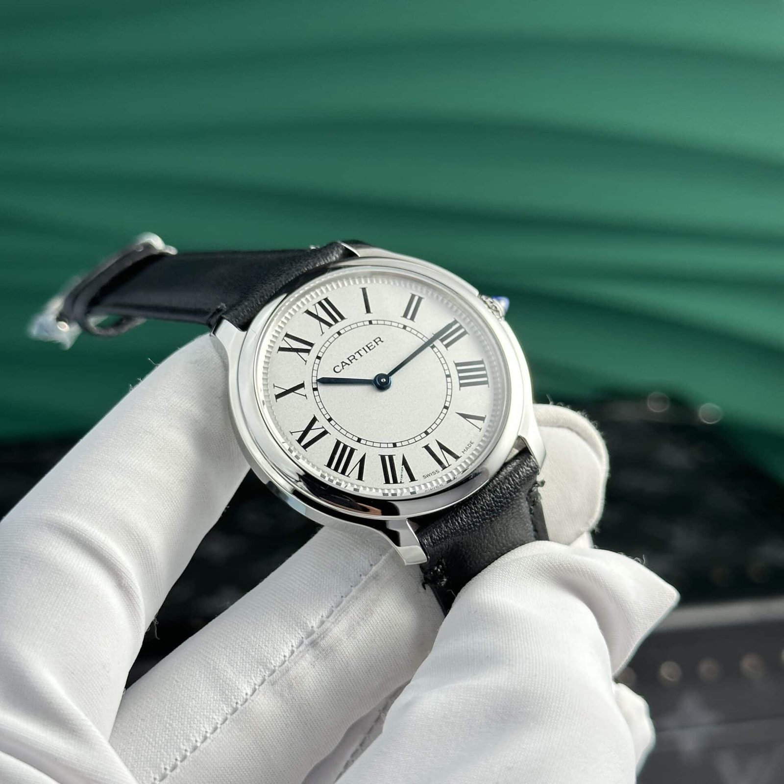 Cartier Ronde Must WSRN0031 White Dial Leather Best Replica AF 36mm - 图片 4