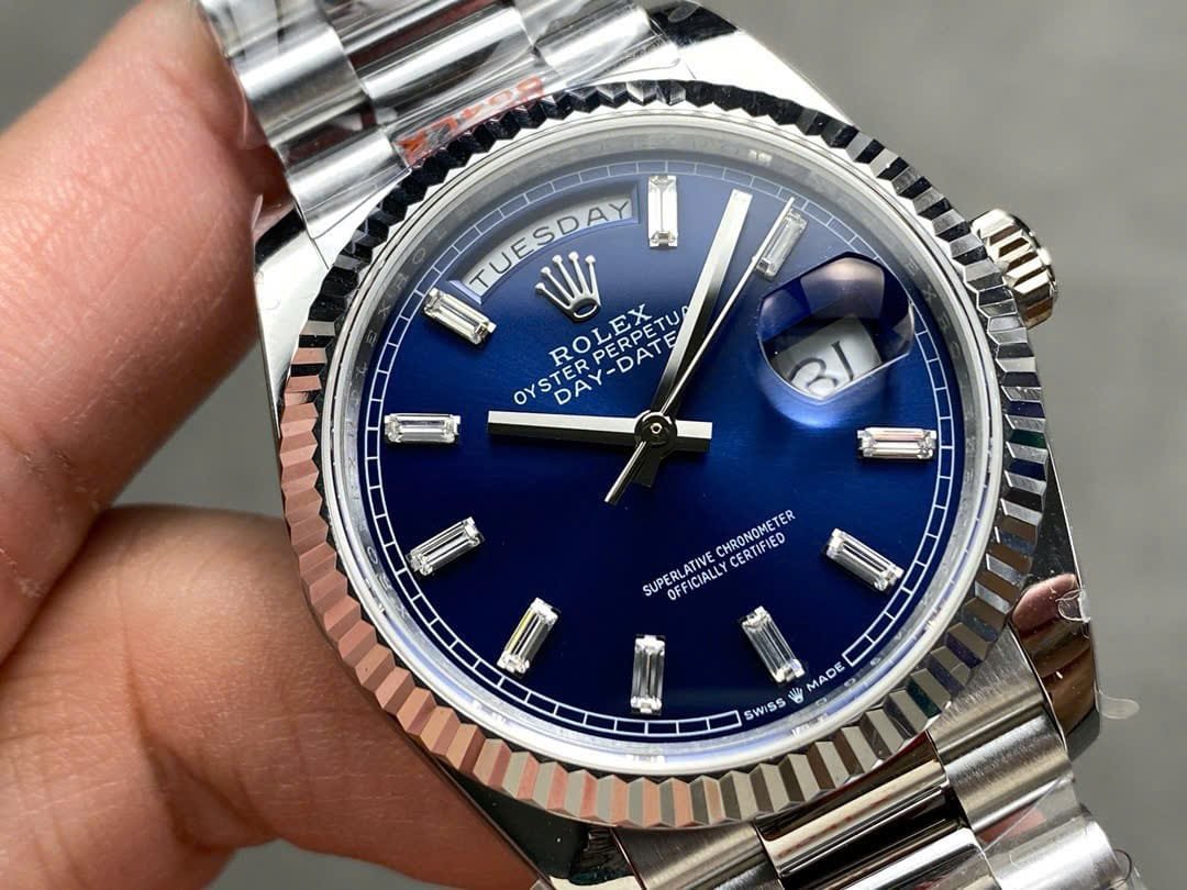 Rolex Day-Date 128239-0069 White Gold Bright Blue Diamond-set Dial 158g Best Replica QF 36mm - 图片 2