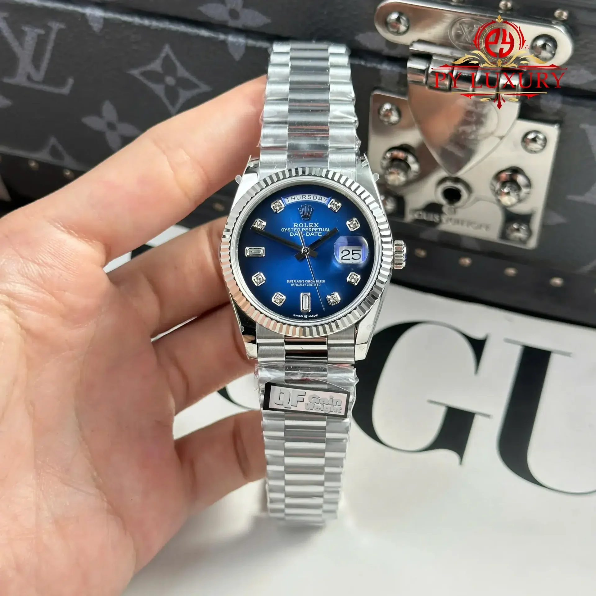 Rolex Day-Date 128239-0023 Blue Ombré Diamond-set Dial 158g Best Replica QF 36mm