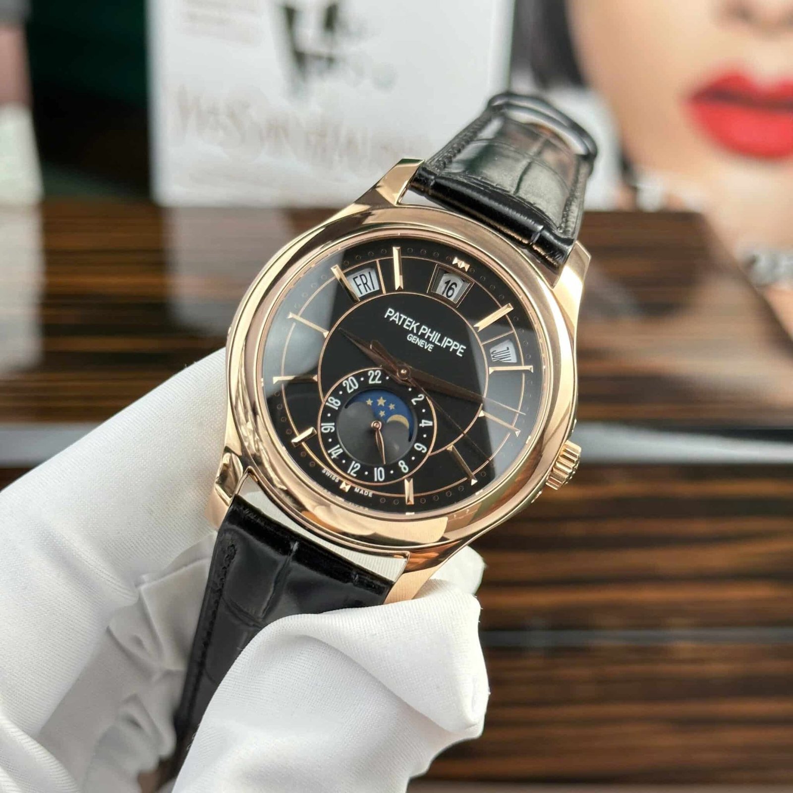 Patek Philippe Complications 5205R-010 Rose Gold Black Dial Leather Replica GRF 40mm - 图片 3