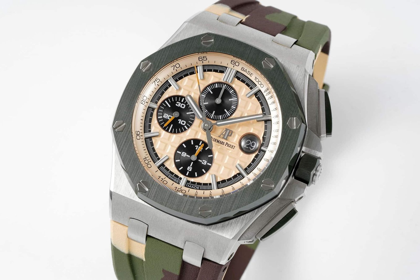 Audemars Piguet Royal Oak Offshore Chronograph 26400SO Beige Dial Green Ceramic Bezel Rubber Best Replica APF 44mm - 图片 3
