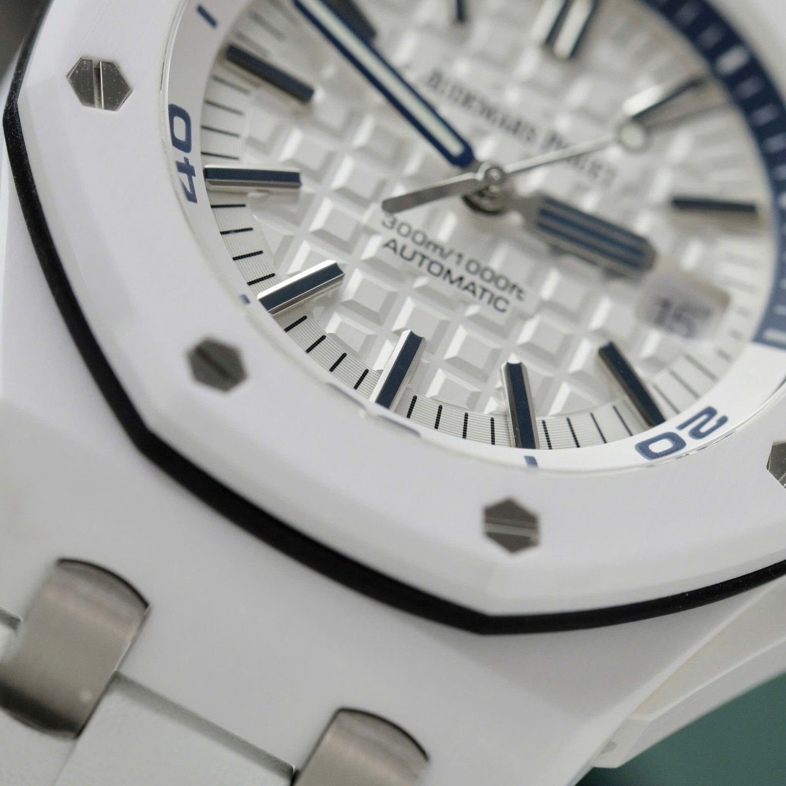 Audemars Piguet Royal Oak Offshore Diver 15707CB White Dial White Ceramic Rubber Best Replica 42mm - 图片 6